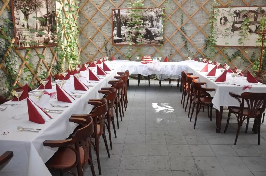 Restaurant/places to eat in Pivovar Hotel Na Rychtě