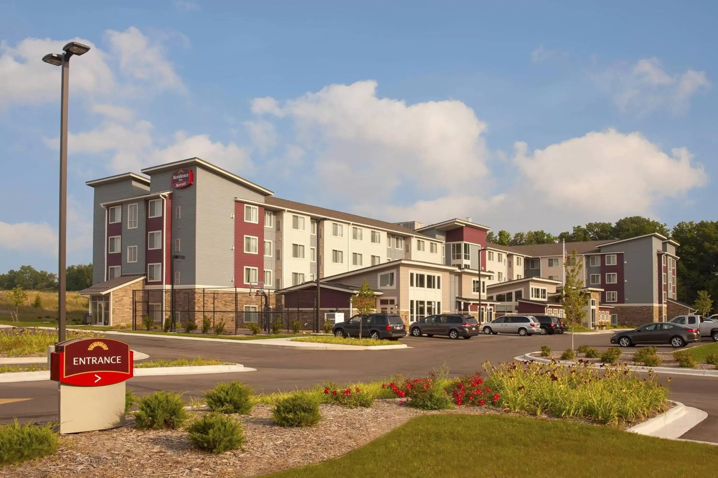 Property Building in Residence Inn by Marriott Grand Rapids Airport