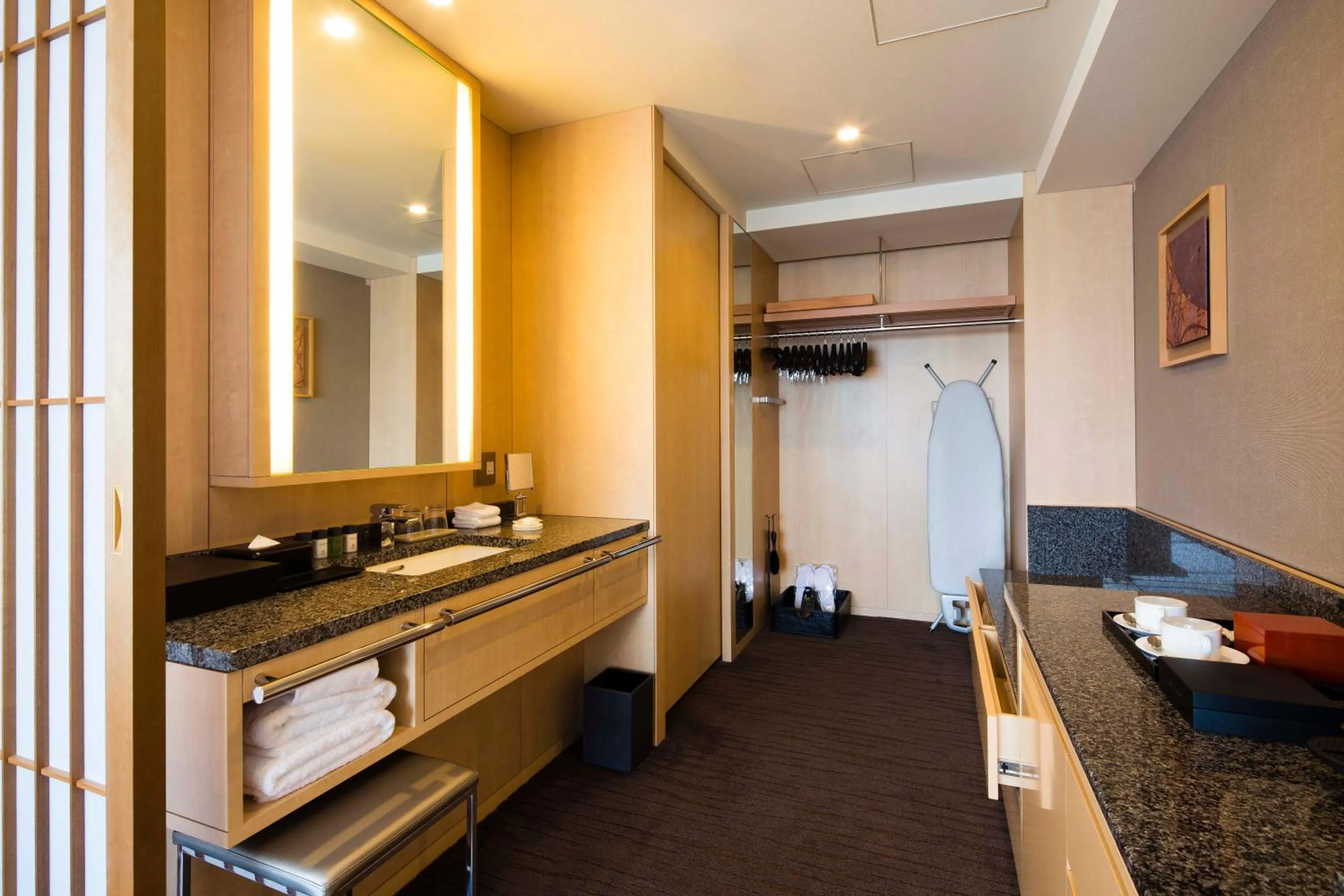 Photo of the whole room in The Capitol Hotel Tokyu