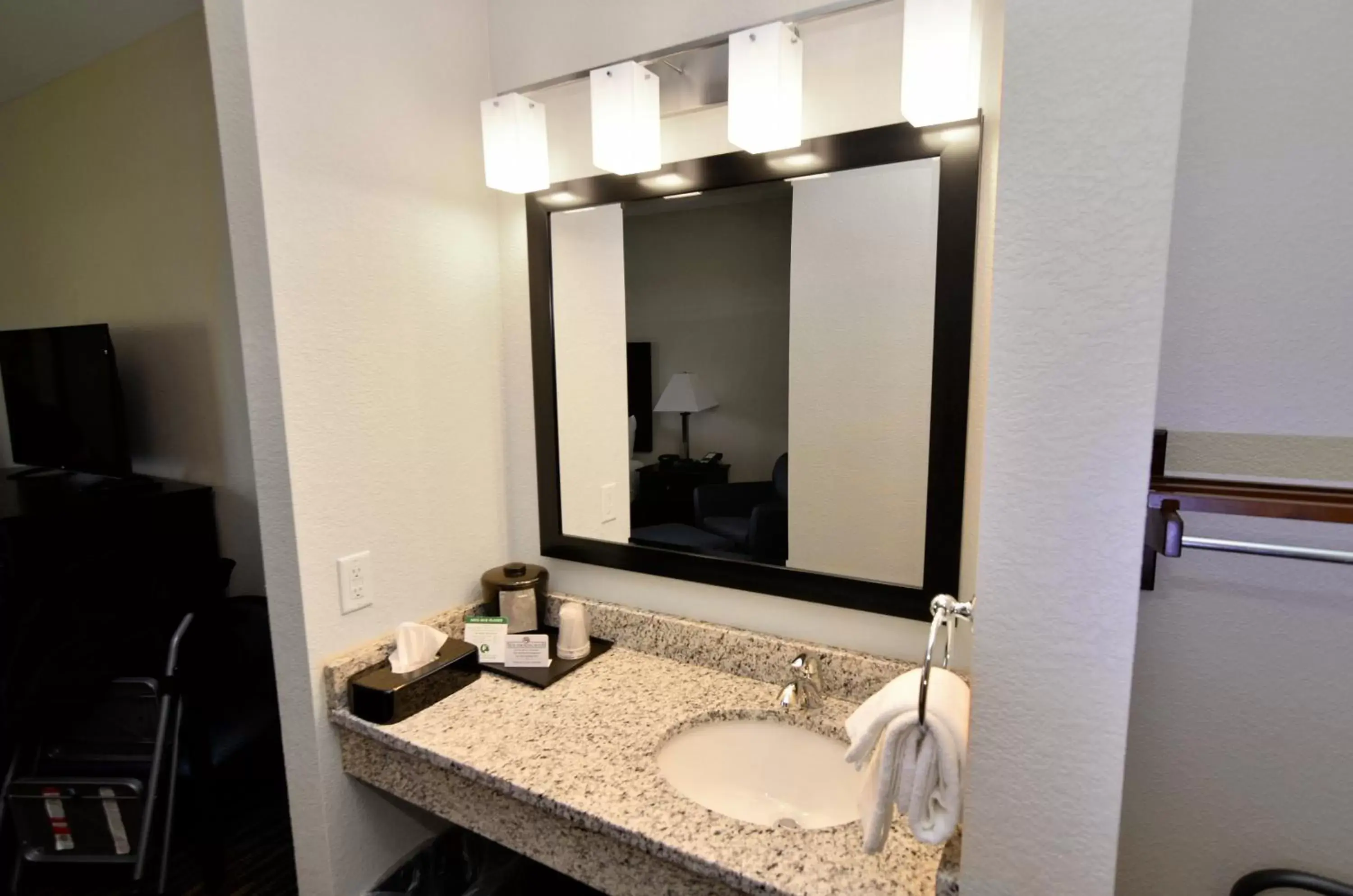 Bathroom in Cobblestone Inn & Suites - Manning