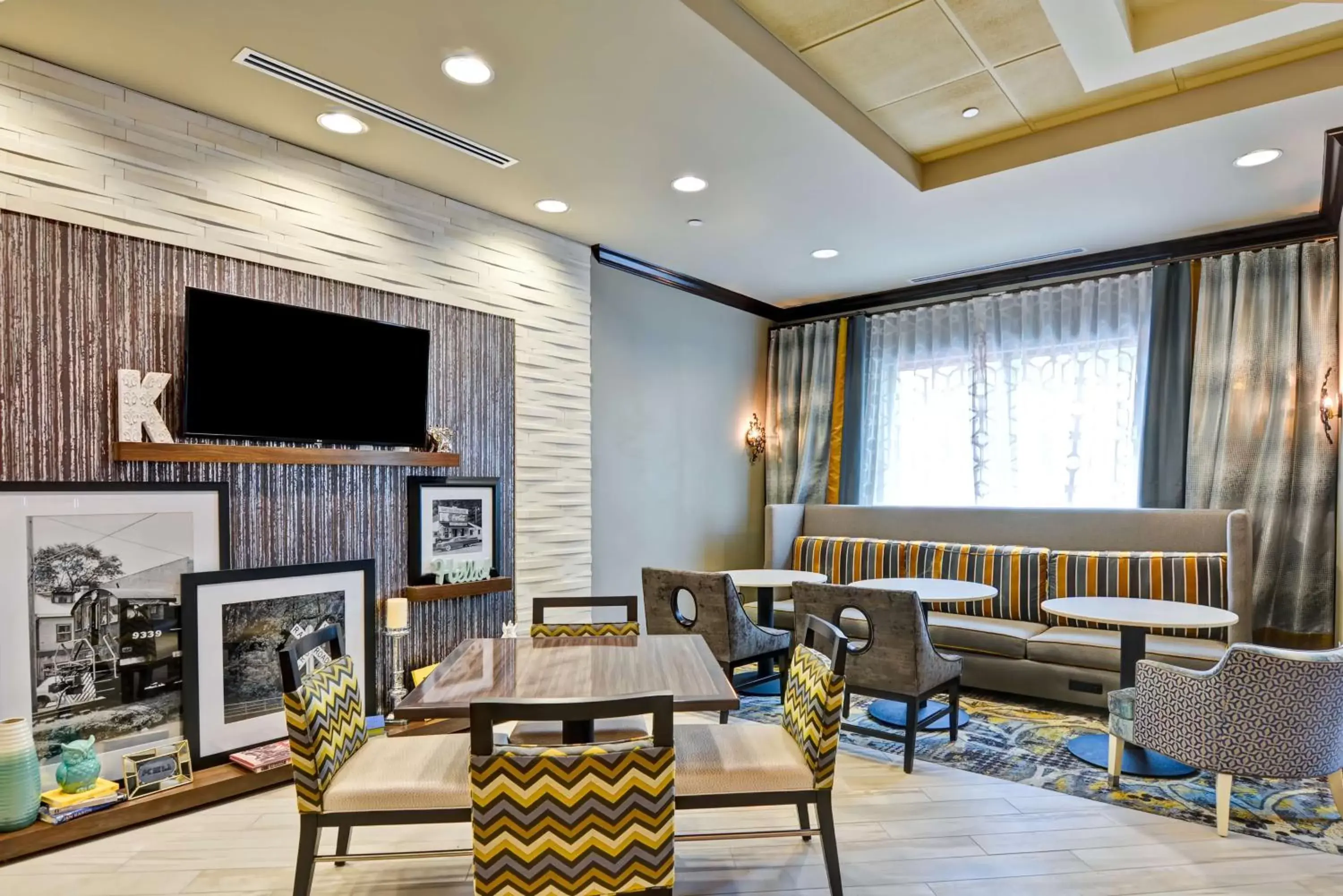 Lobby or reception, Restaurant/Places to Eat in Hampton Inn Atlanta Kennesaw