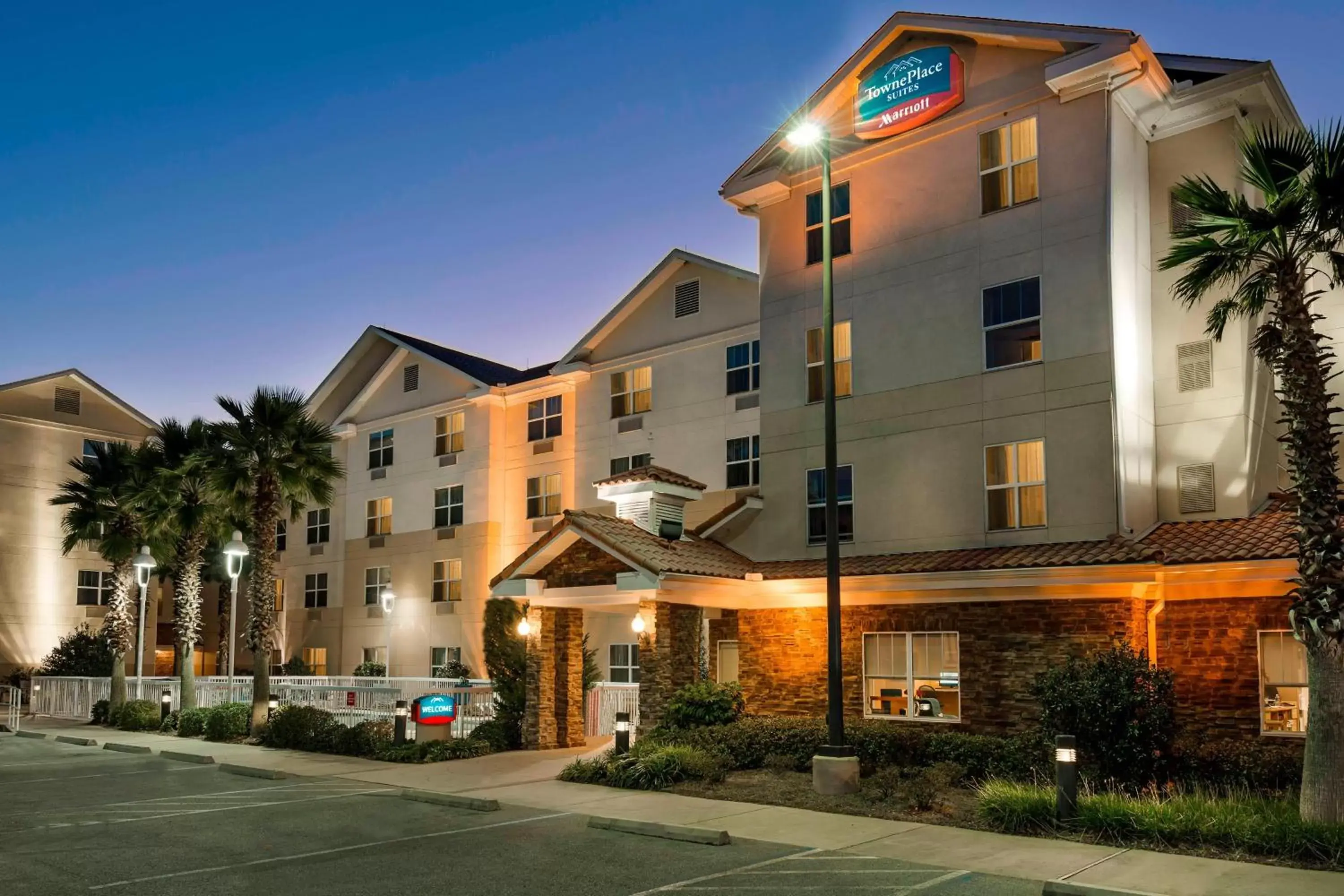 Property Building in TownePlace Suites Pensacola