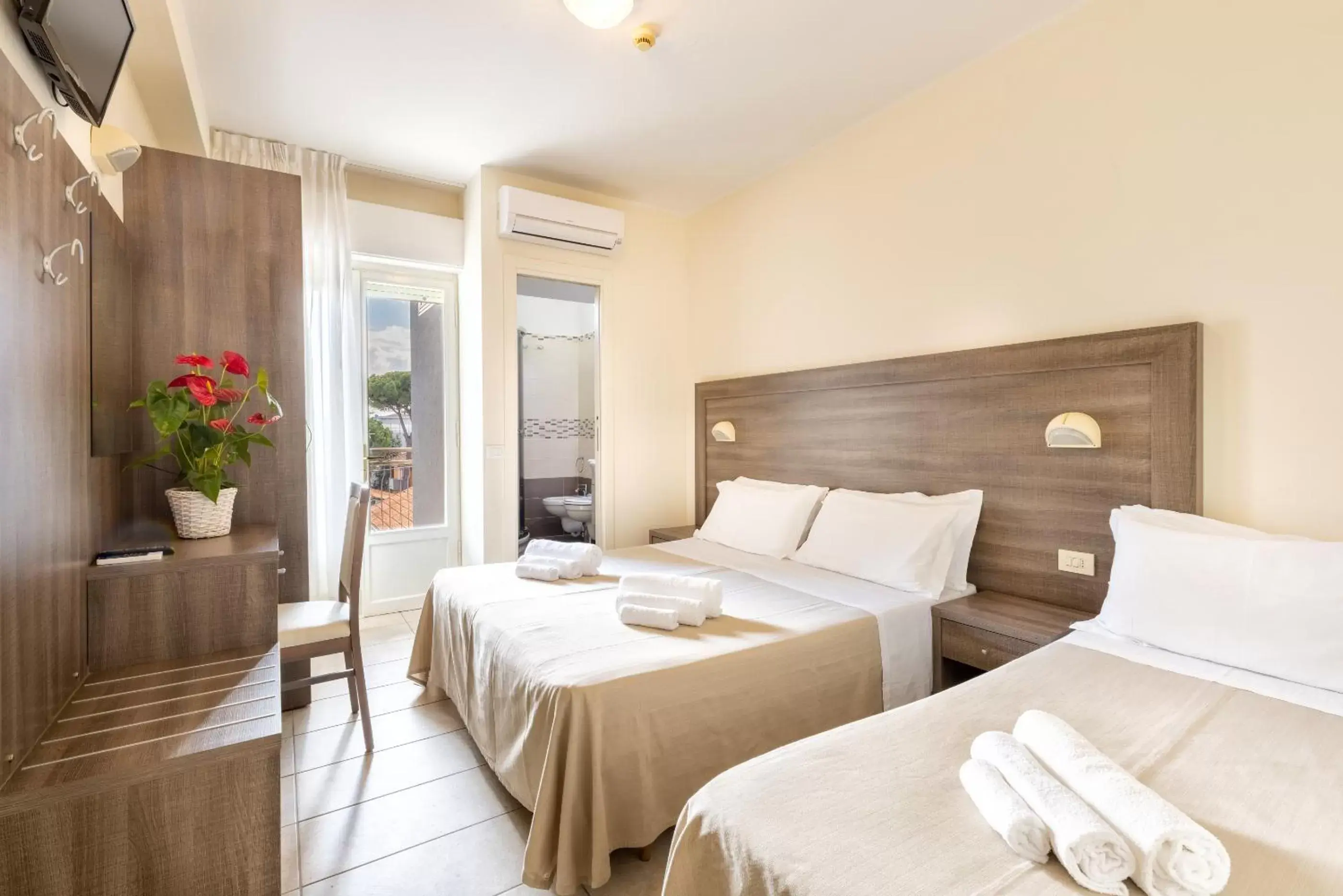 Bedroom, Bed in Hotel Edelweiss Riccione