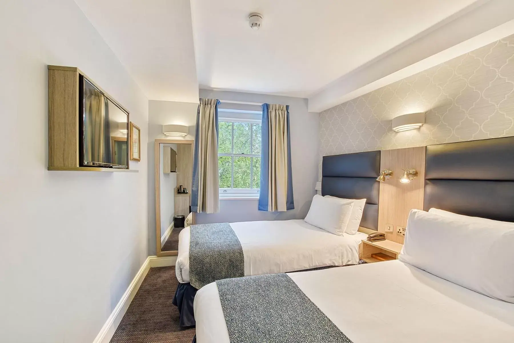 Photo of the whole room, Bed in The Judd Hotel Photo of the whole room, Bed in The Judd Hotel