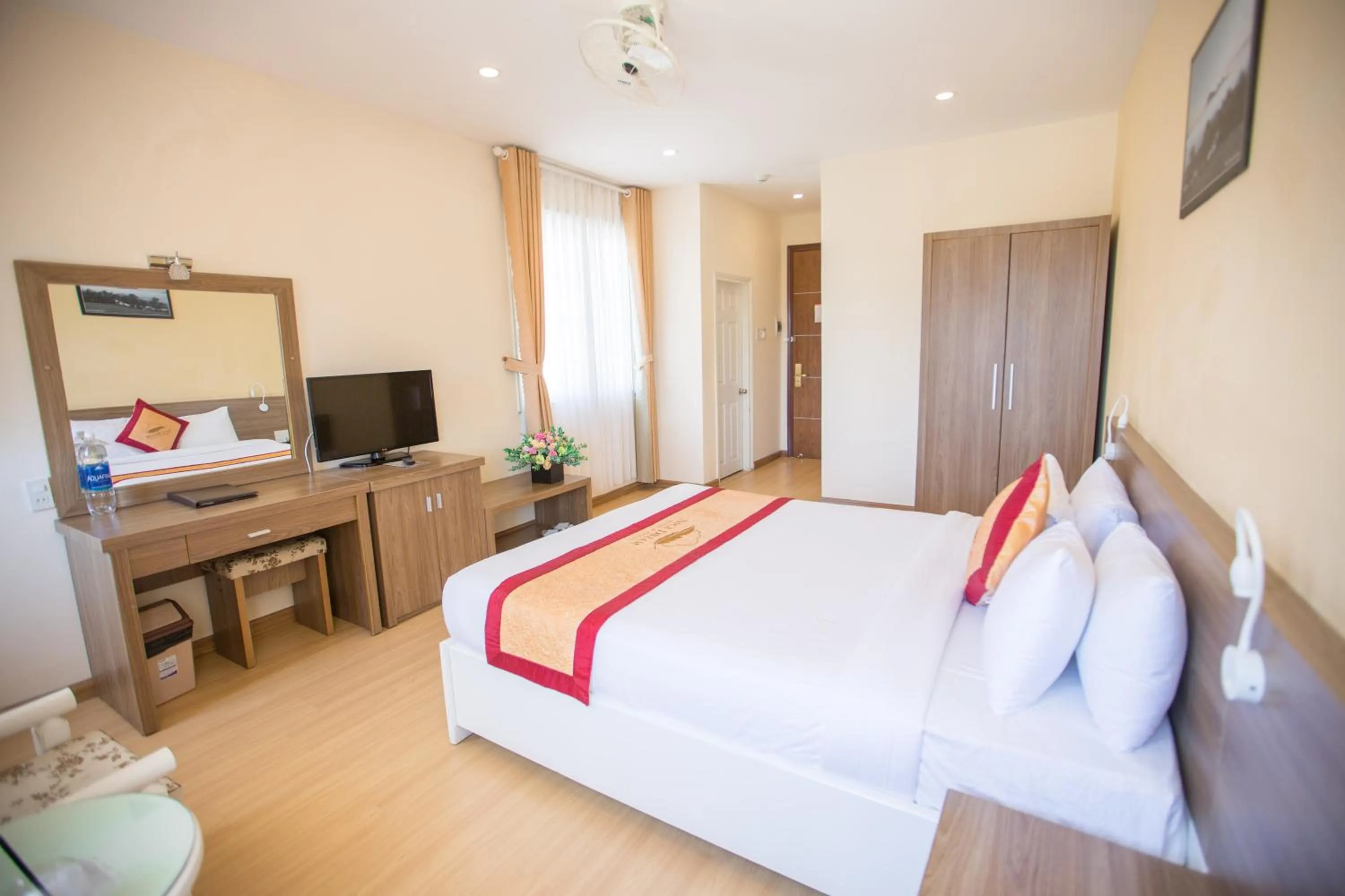 TV and multimedia, Bed in Nice Dream Hotel