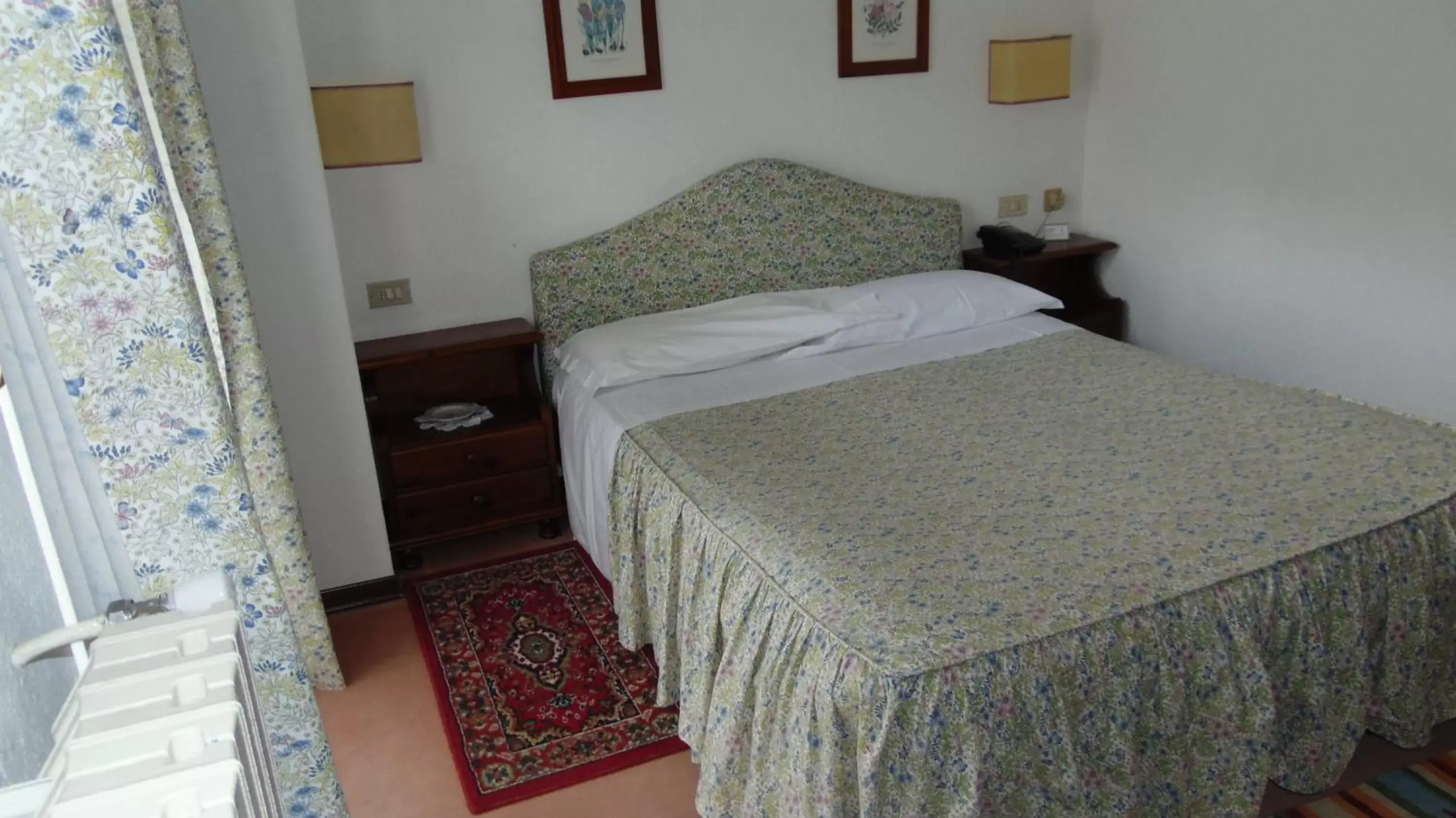 Photo of the whole room, Bed in Hotel Triolet