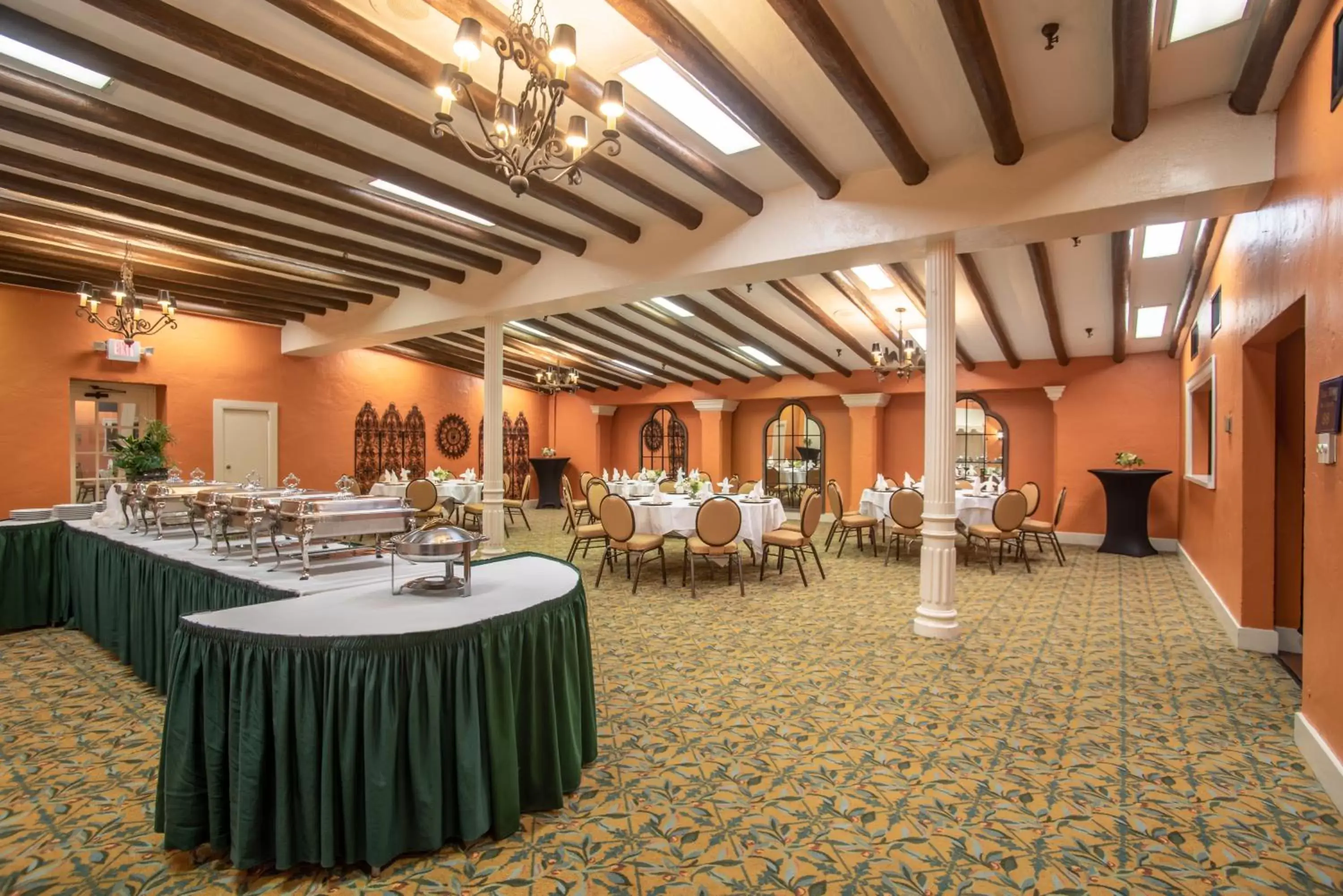 Banquet/Function facilities, Restaurant/Places to Eat in Menger Hotel