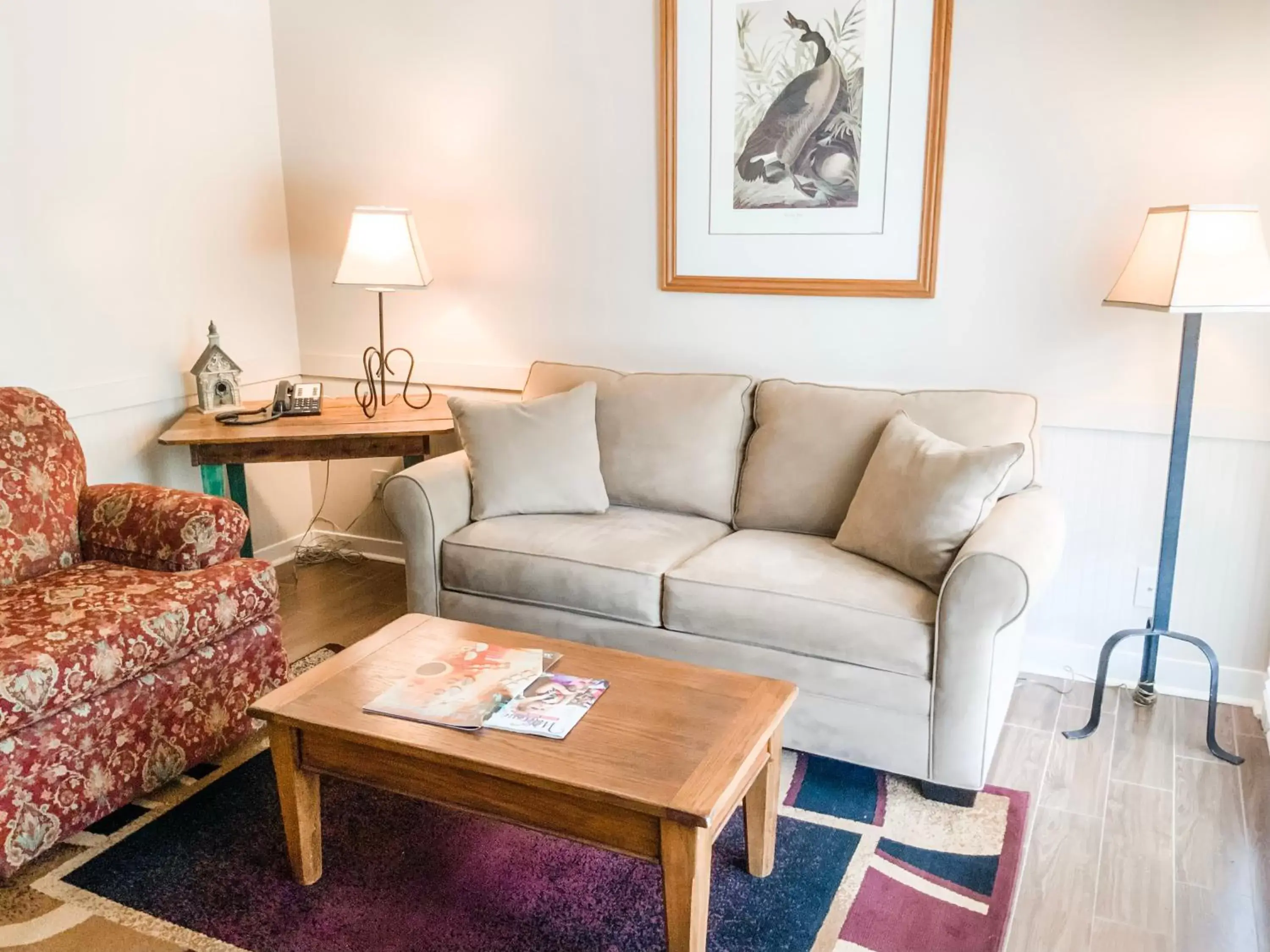 Living room, Seating Area in The Lodge at The Bluffs