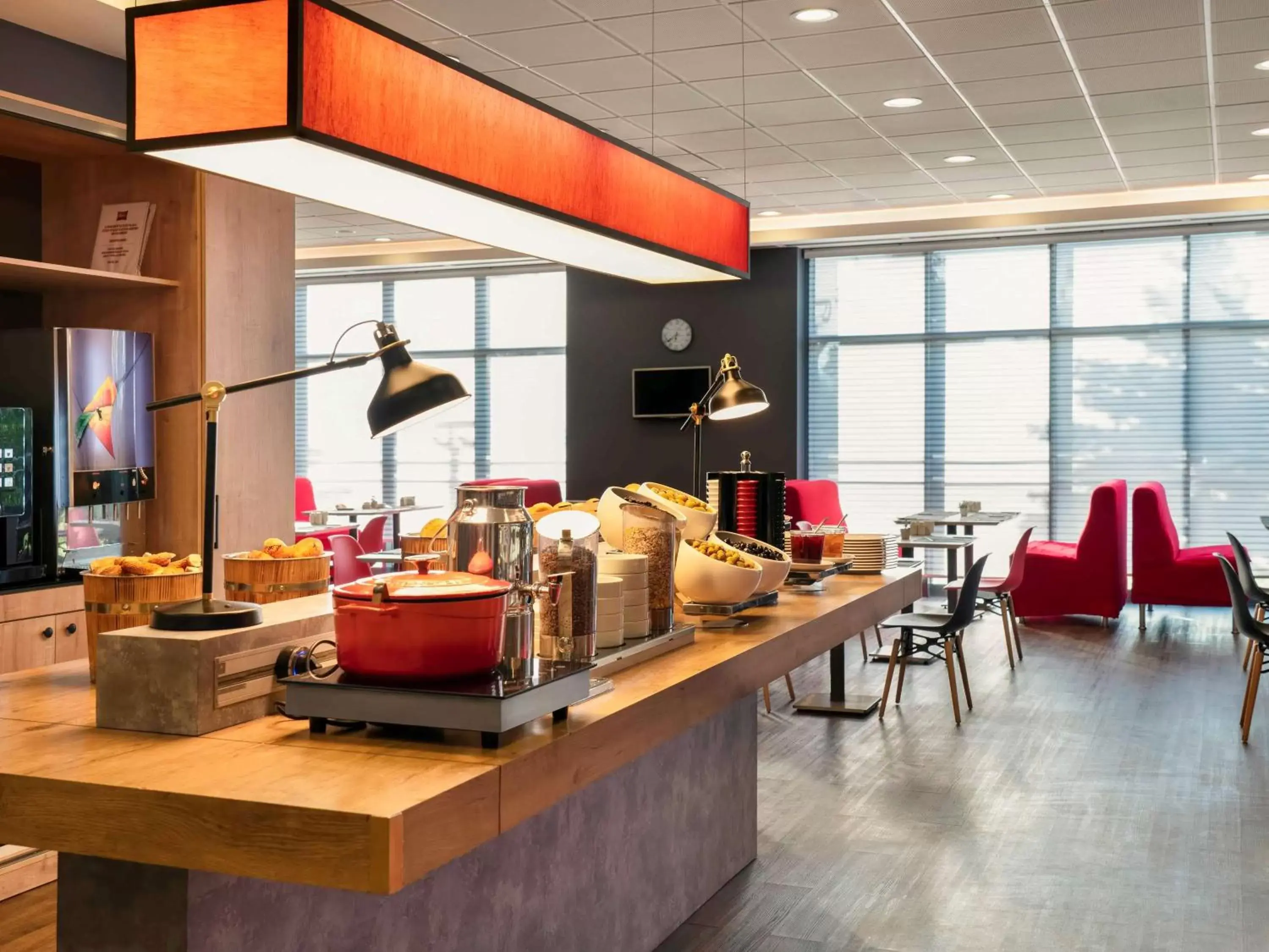 Restaurant/Places to Eat in ibis Ankara Airport Hotel