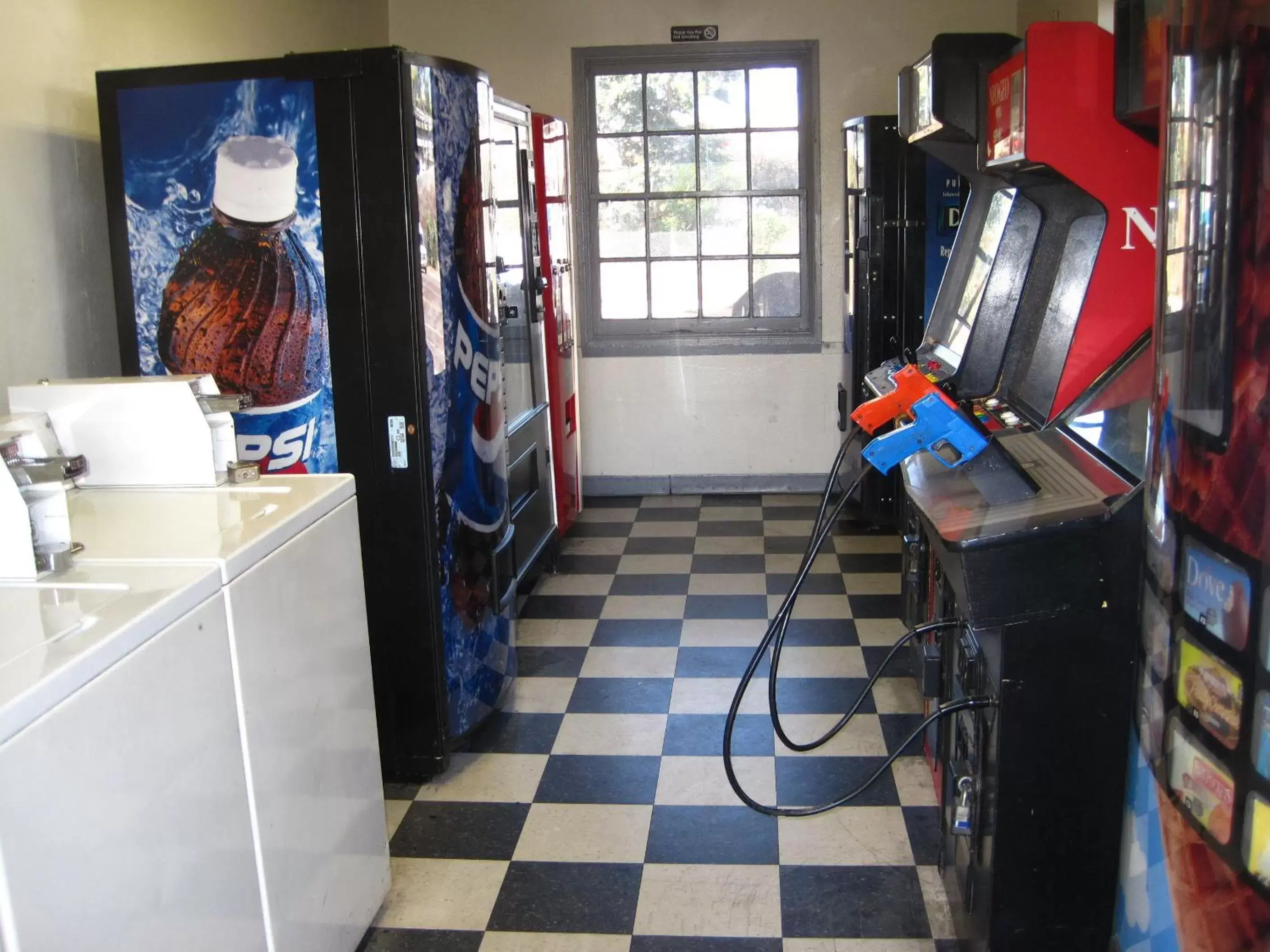 Food and drinks in EZ 8 Motel Old Town Food and drinks in EZ 8 Motel Old Town