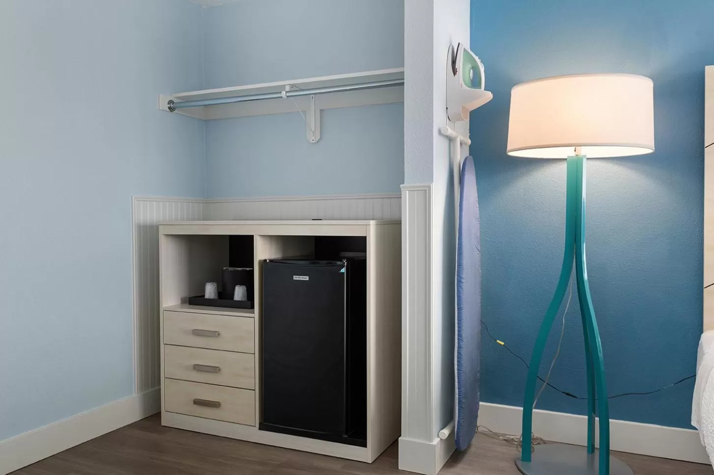 Bedroom in Fenwick Inn