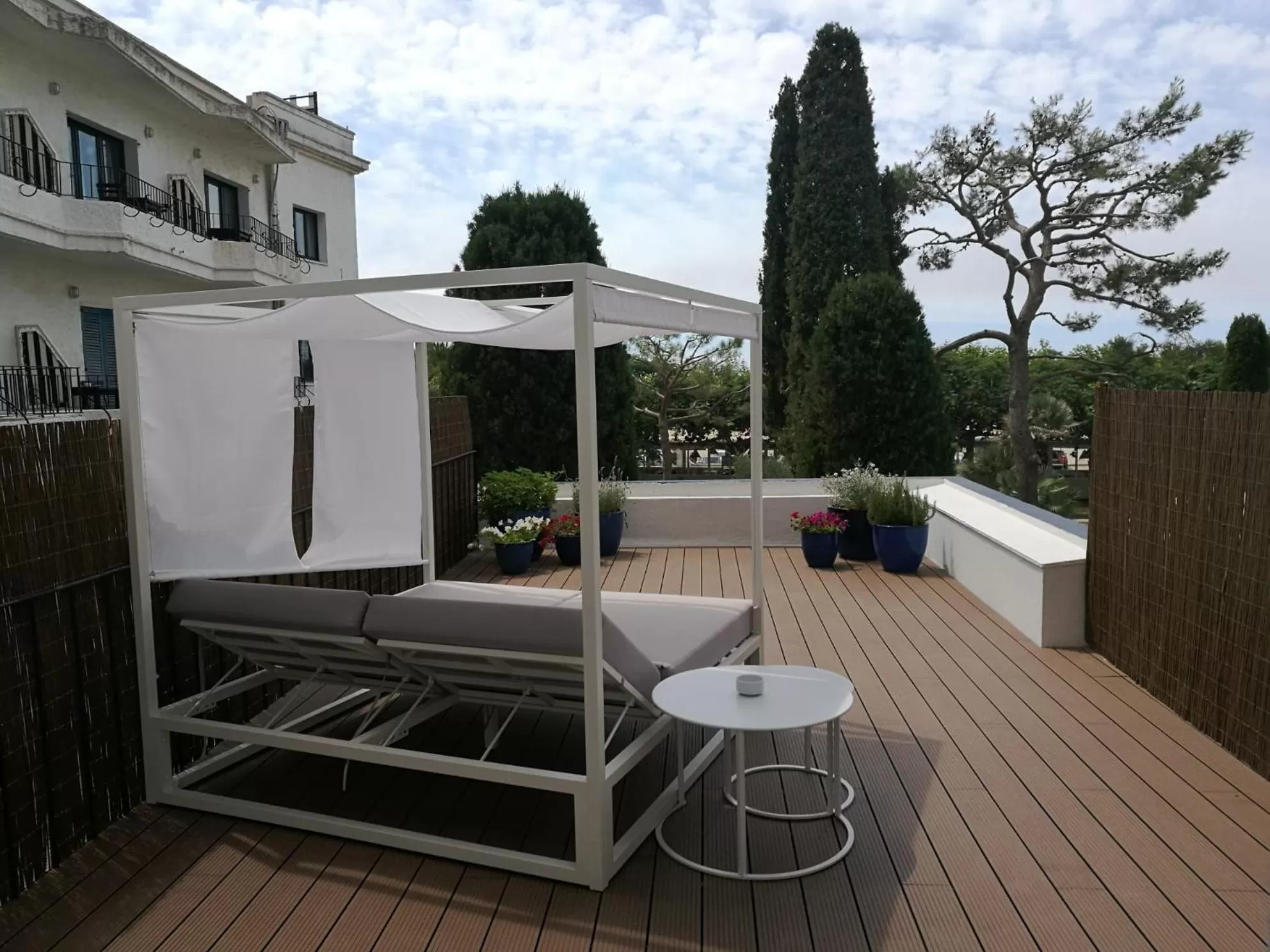 Decorative detail in Hotel Trias