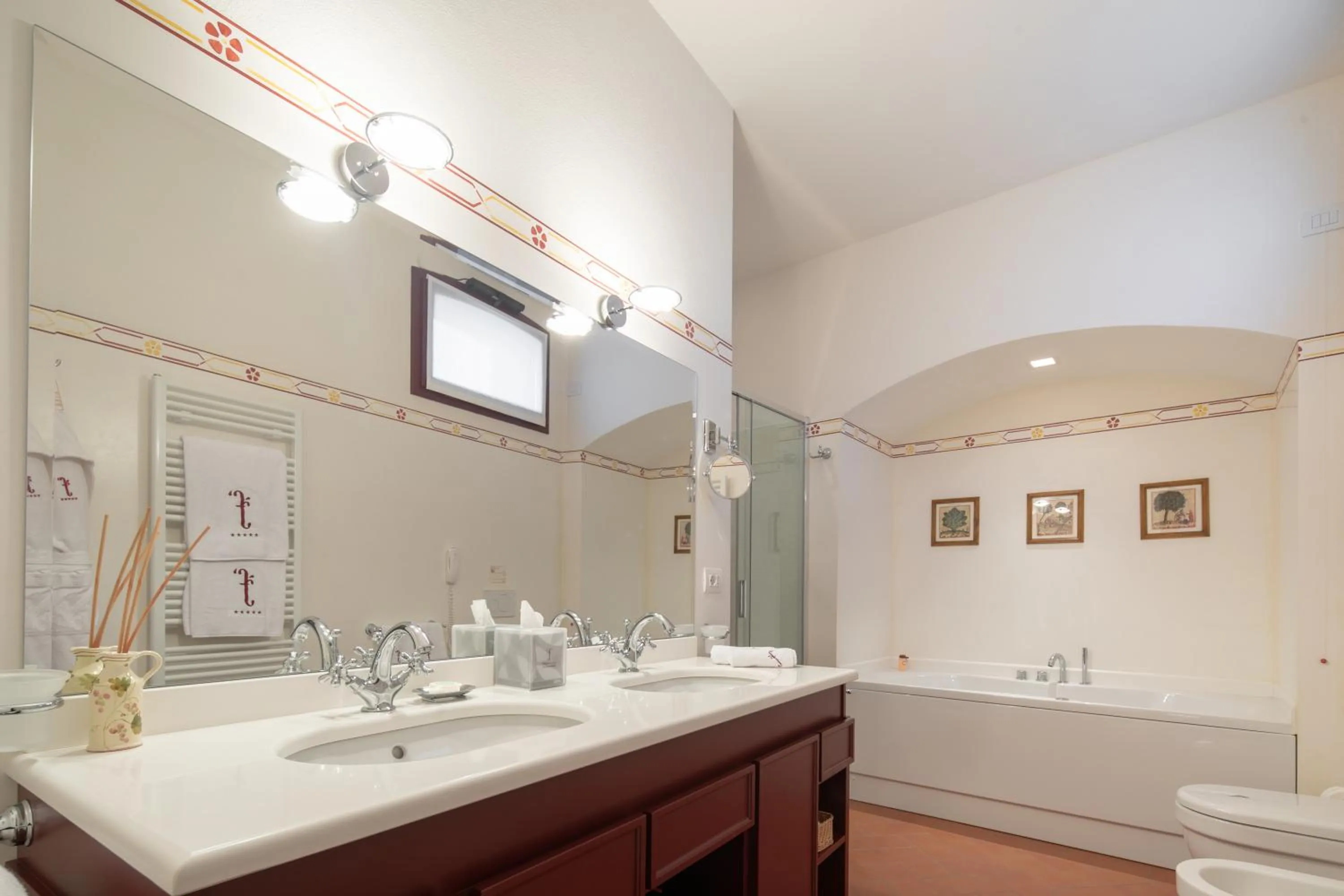 Bathroom in Hotel Le Fontanelle