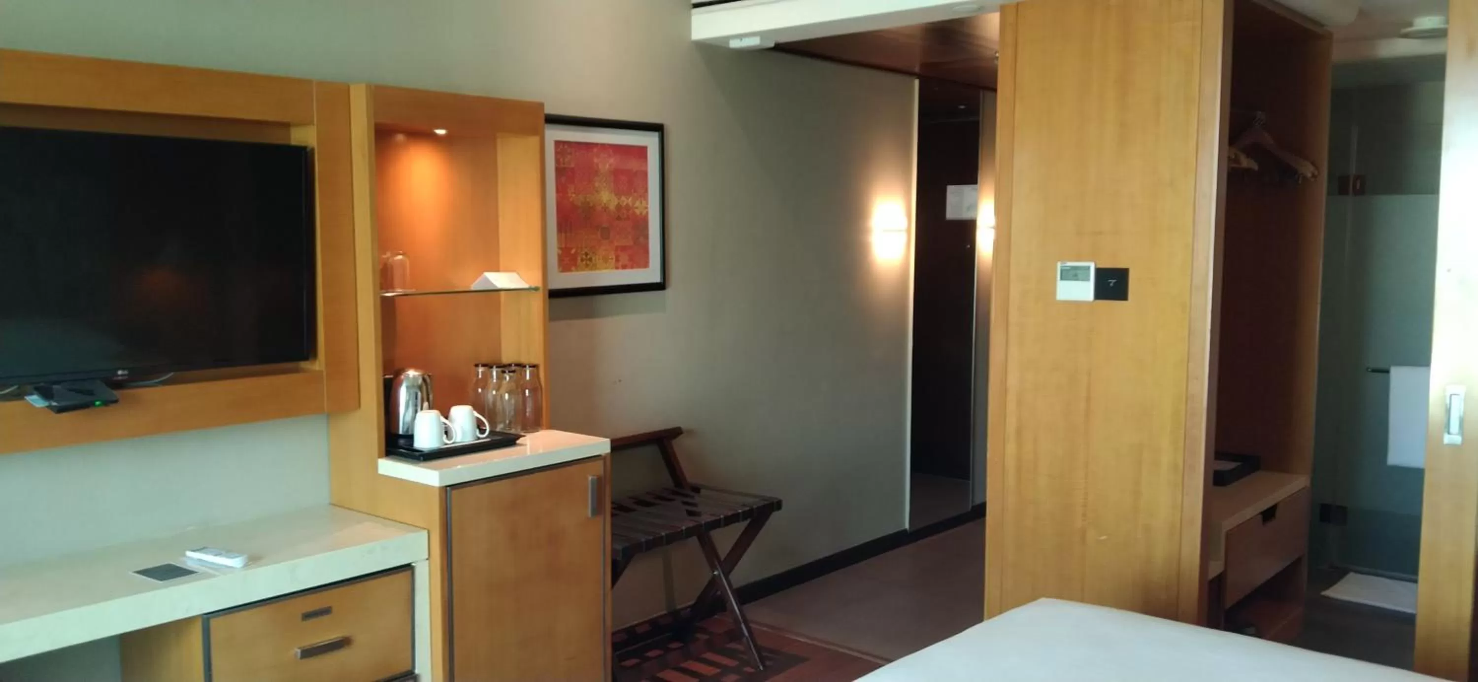TV and multimedia, Bed in Courtyard by Marriott Madurai