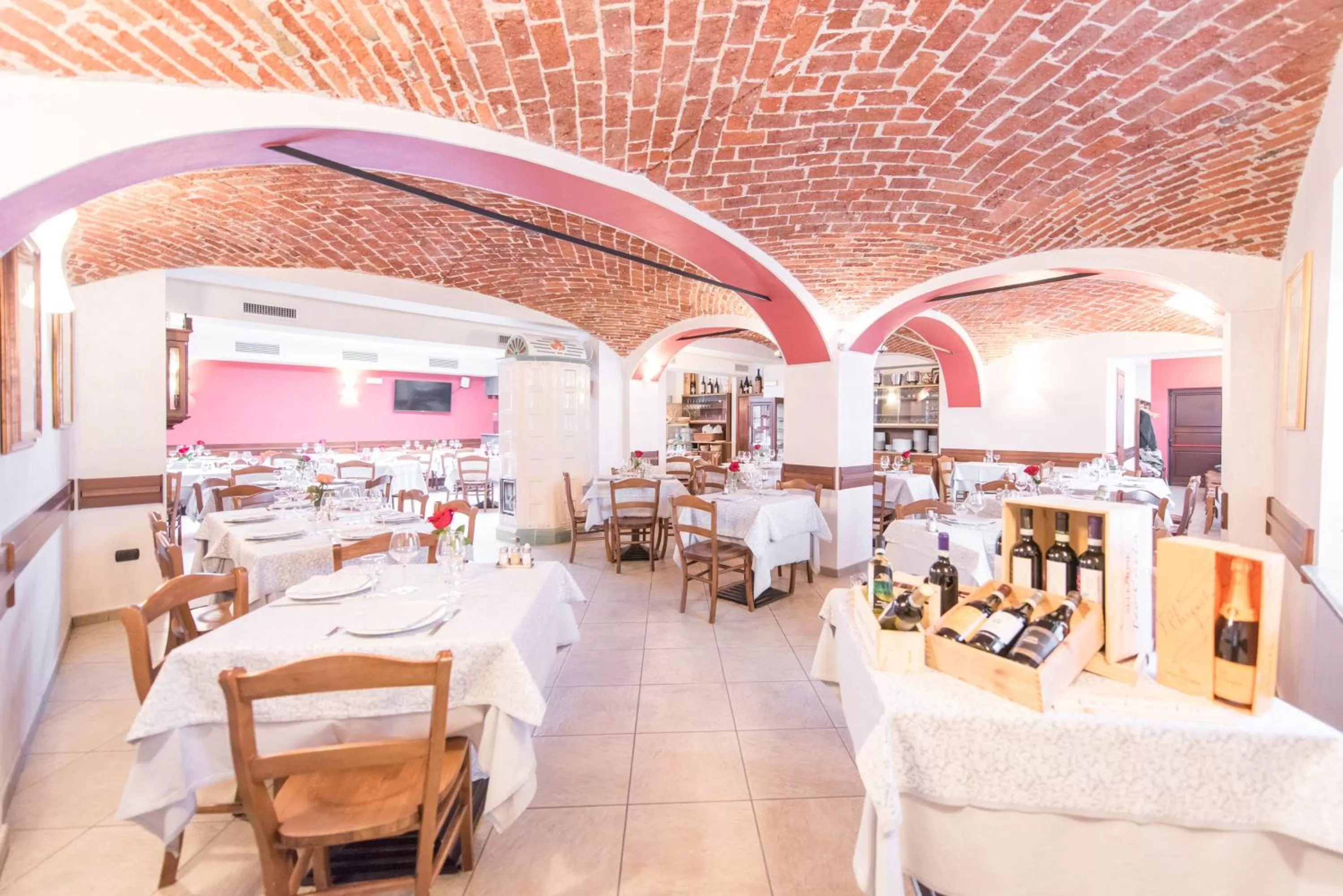 Restaurant/places to eat in Hotel Bacco