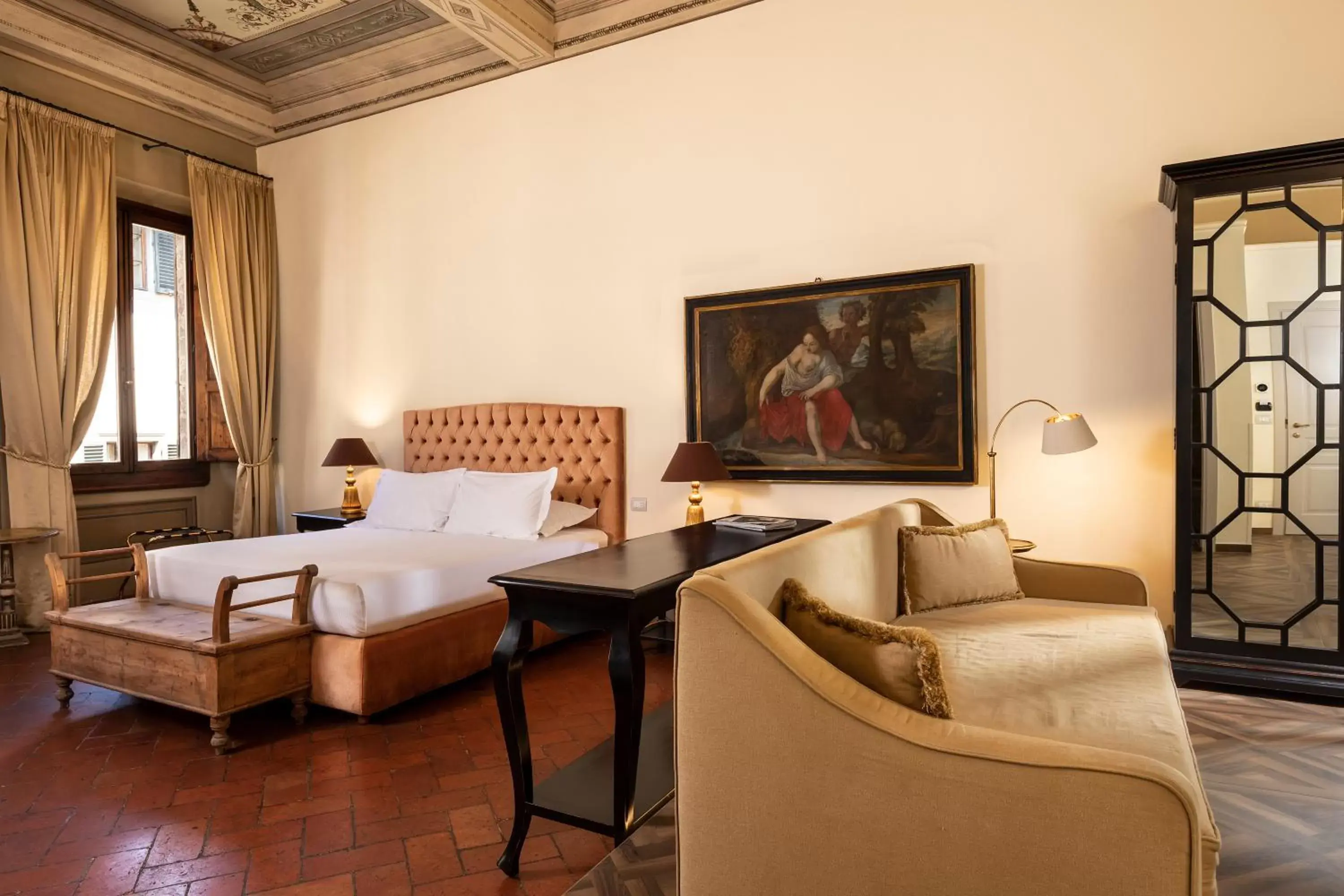 Bed, Seating Area in Palazzo Martellini Residenza d'epoca