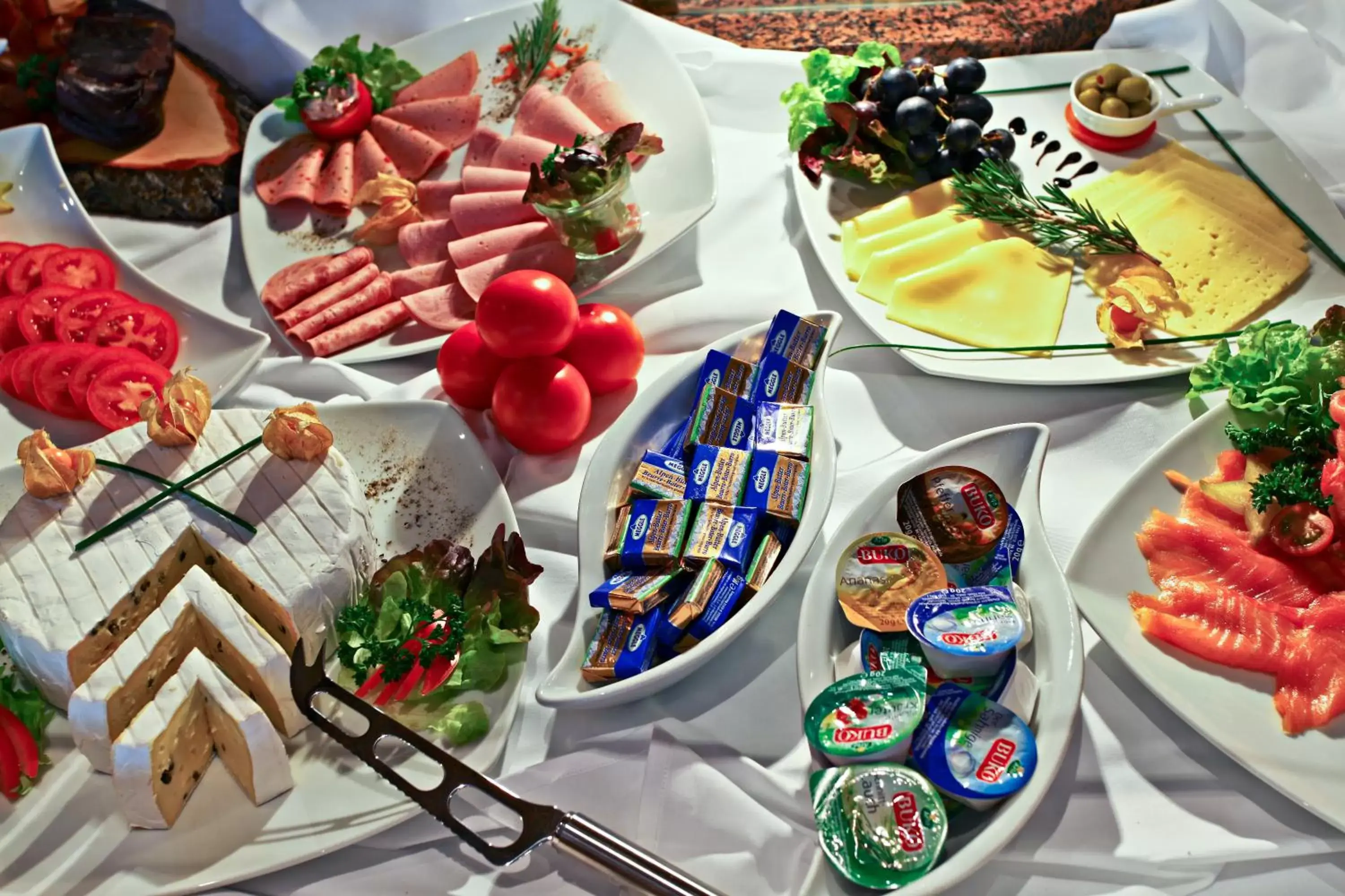 Buffet breakfast, Food in Best Western Hotel Peine Salzgitter
