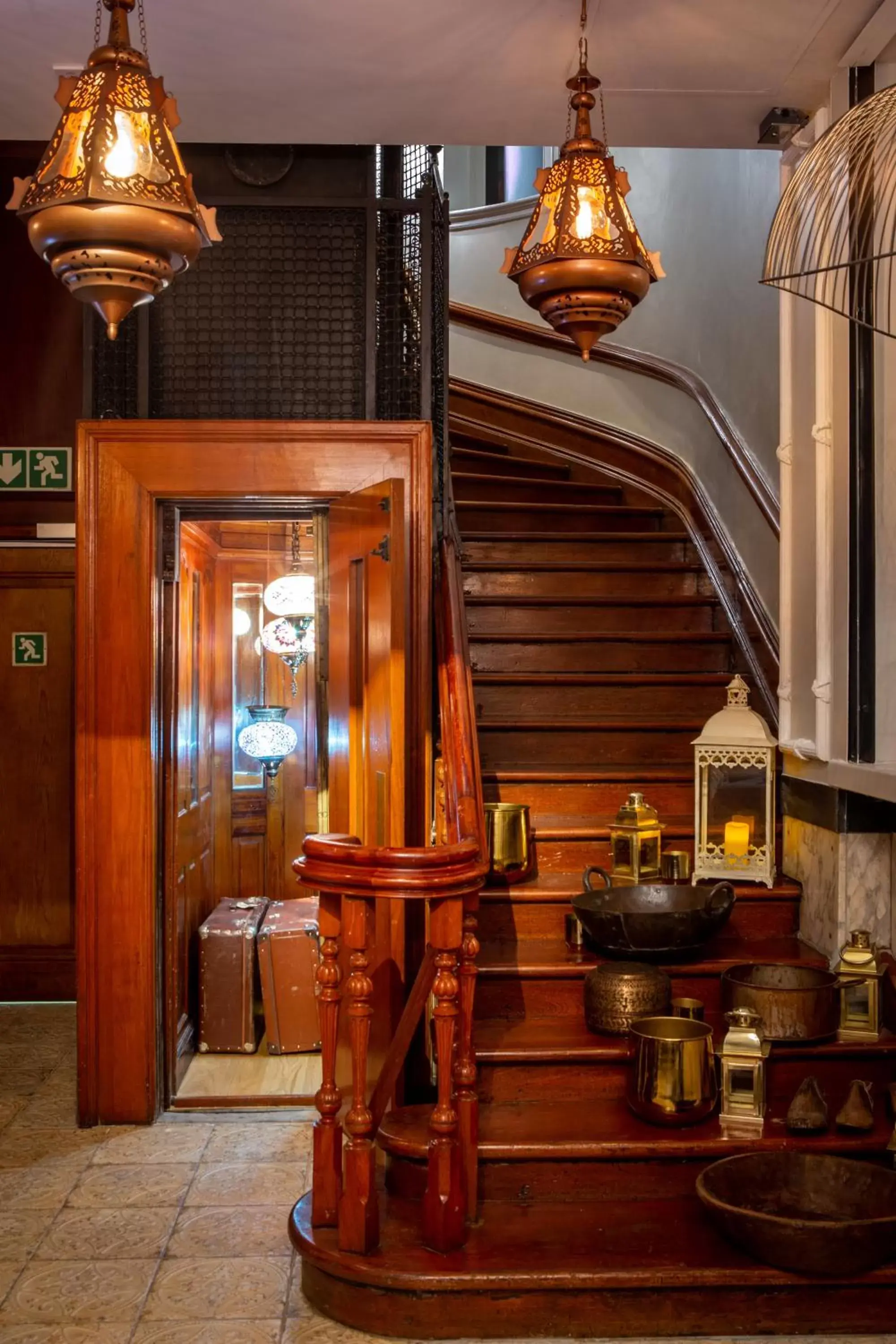 Restaurant/places to eat in Taj Cape Town Restaurant/places to eat in Taj Cape Town