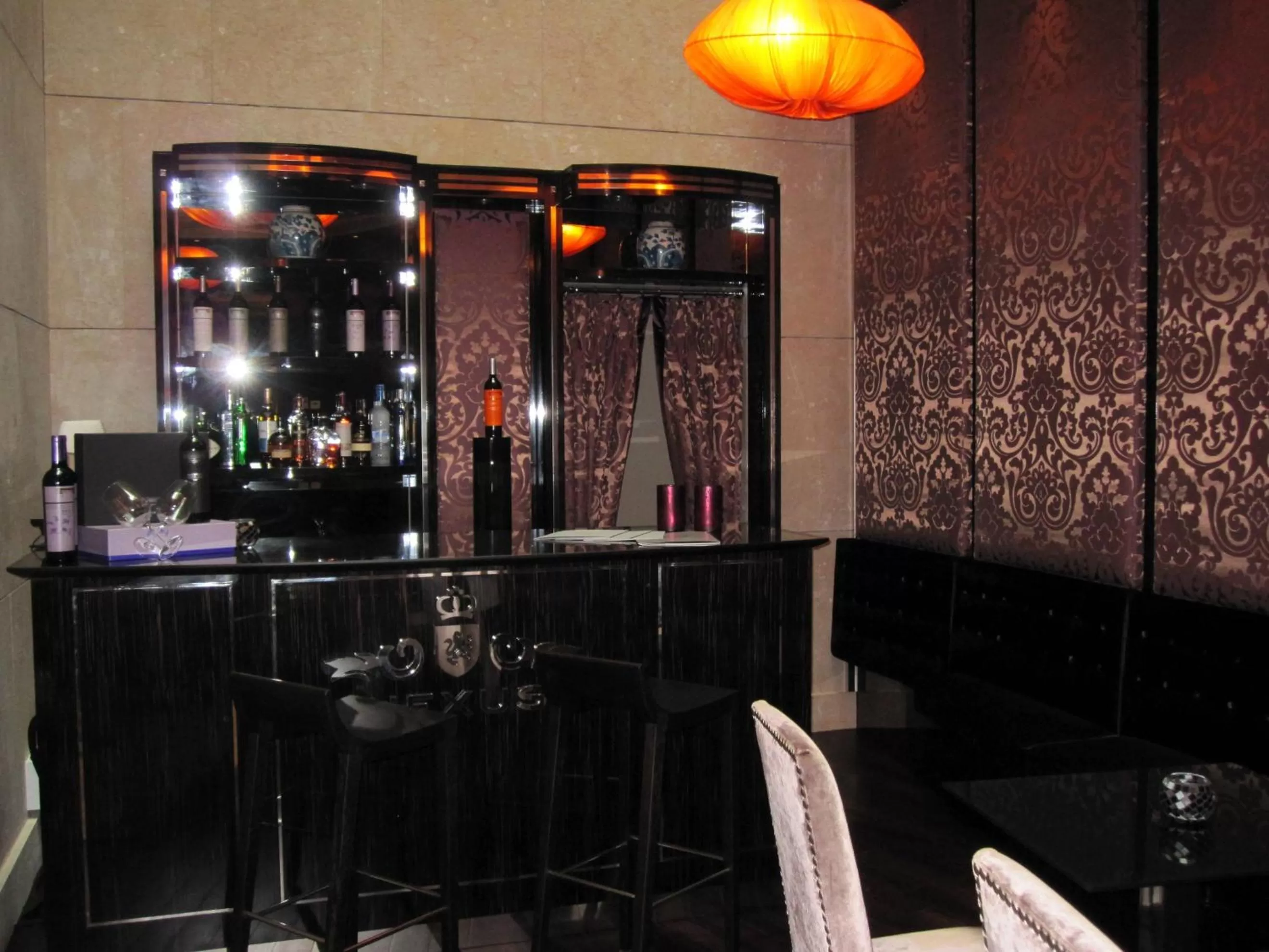 Restaurant/places to eat in Nexus Valladolid Suites & Hotel