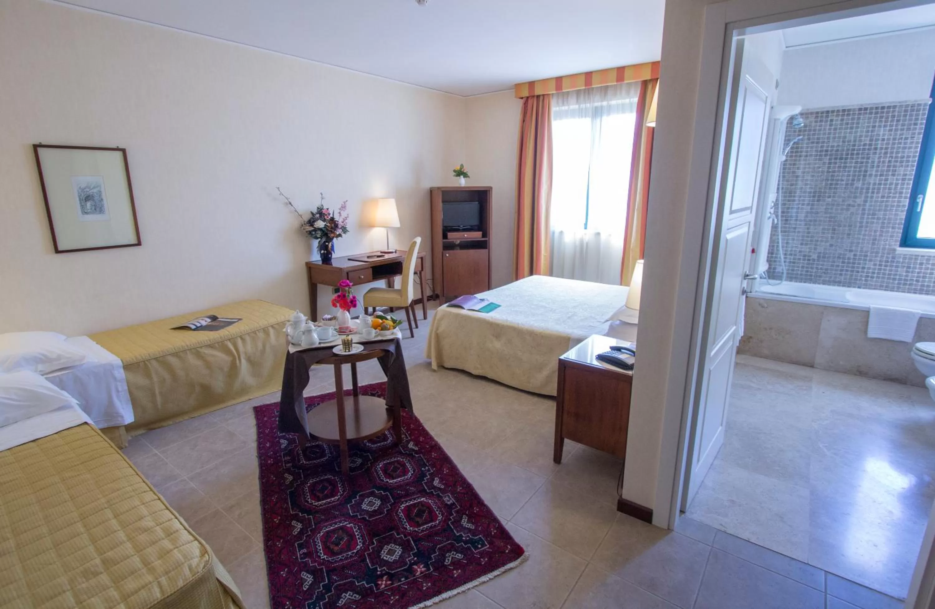 Photo of the whole room in Grand Hotel Paestum