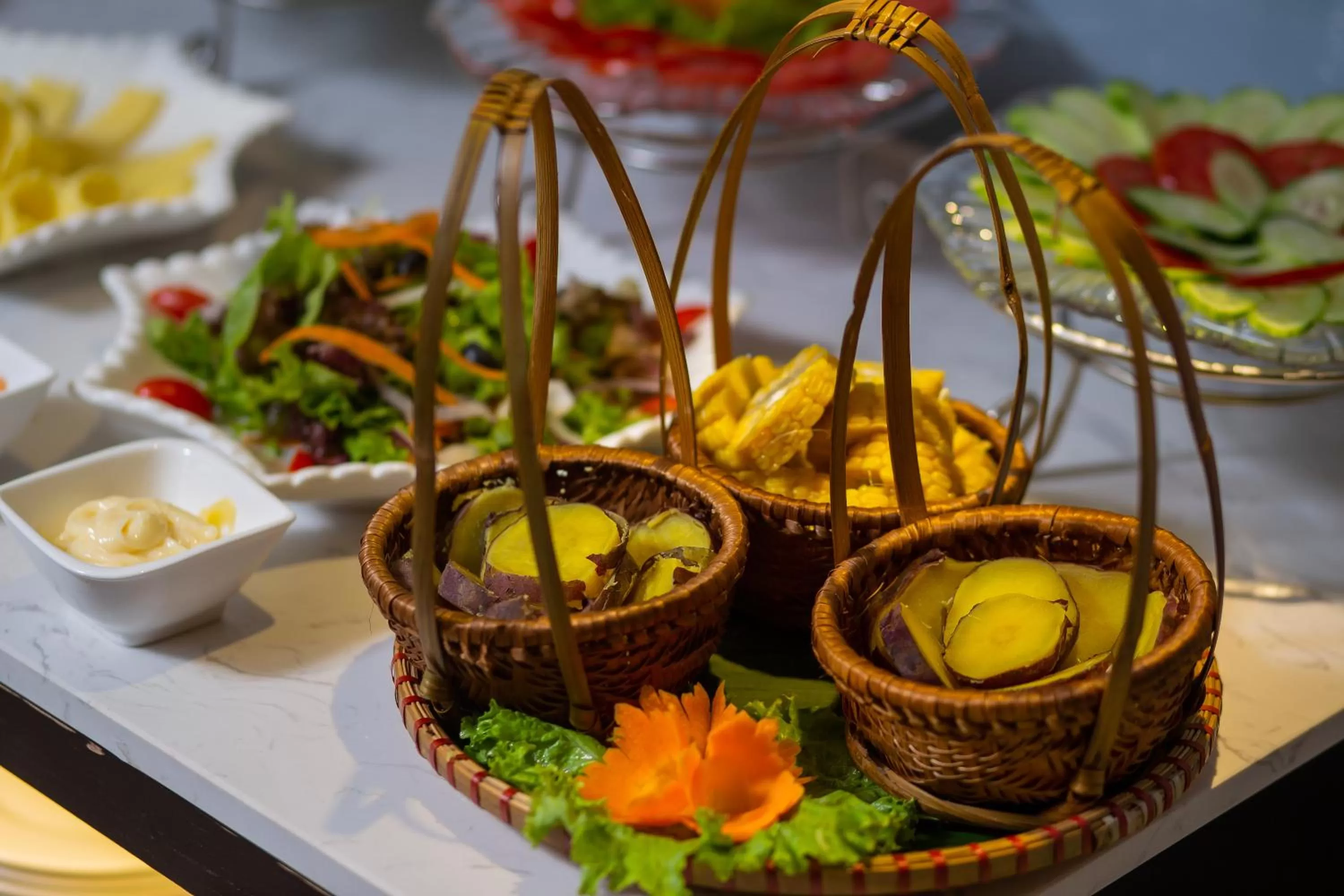 Restaurant/places to eat in 22land Residence Hotel 71 Hang Bong Premium