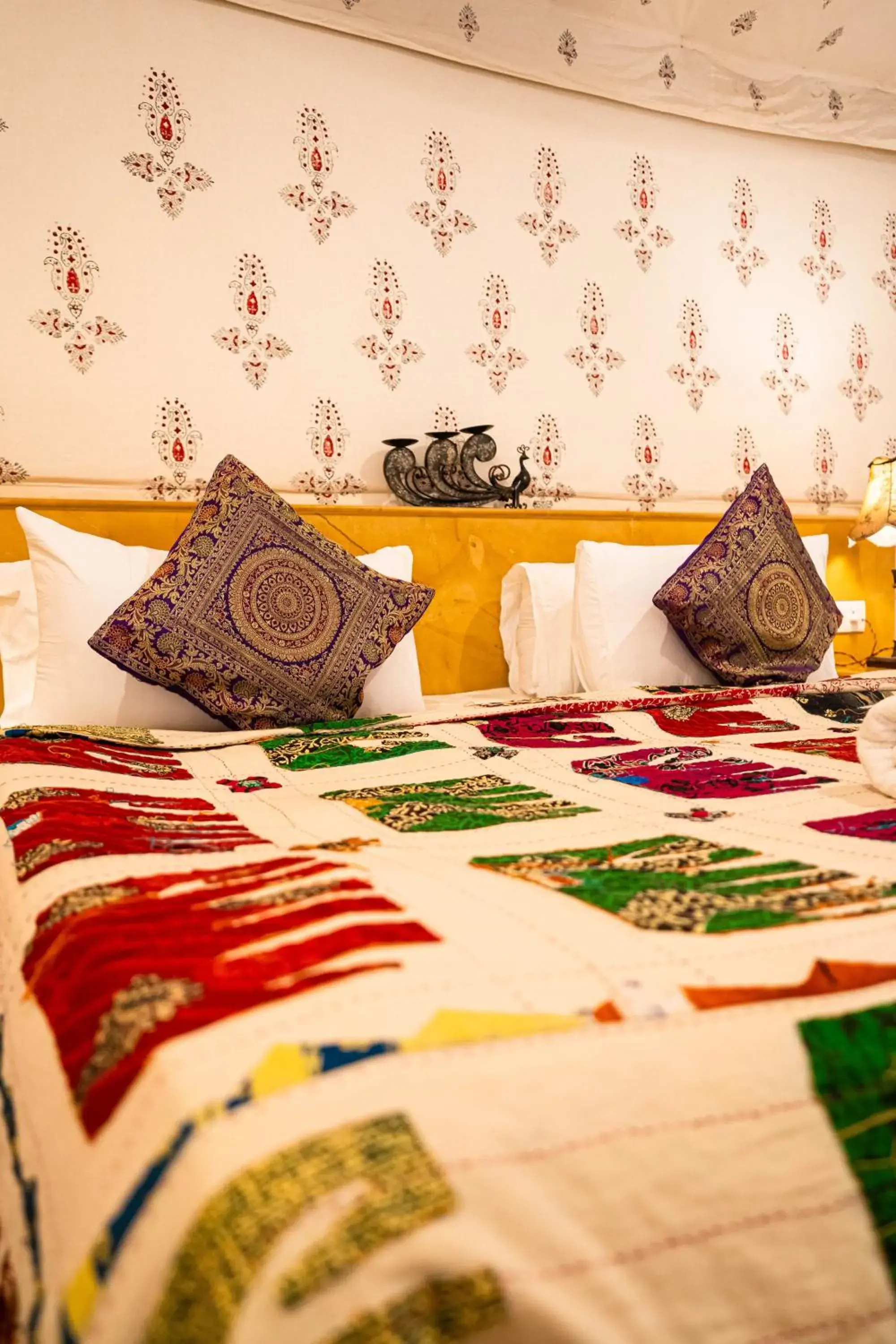 Bed in Chokhi Dhani - The Palace Hotel