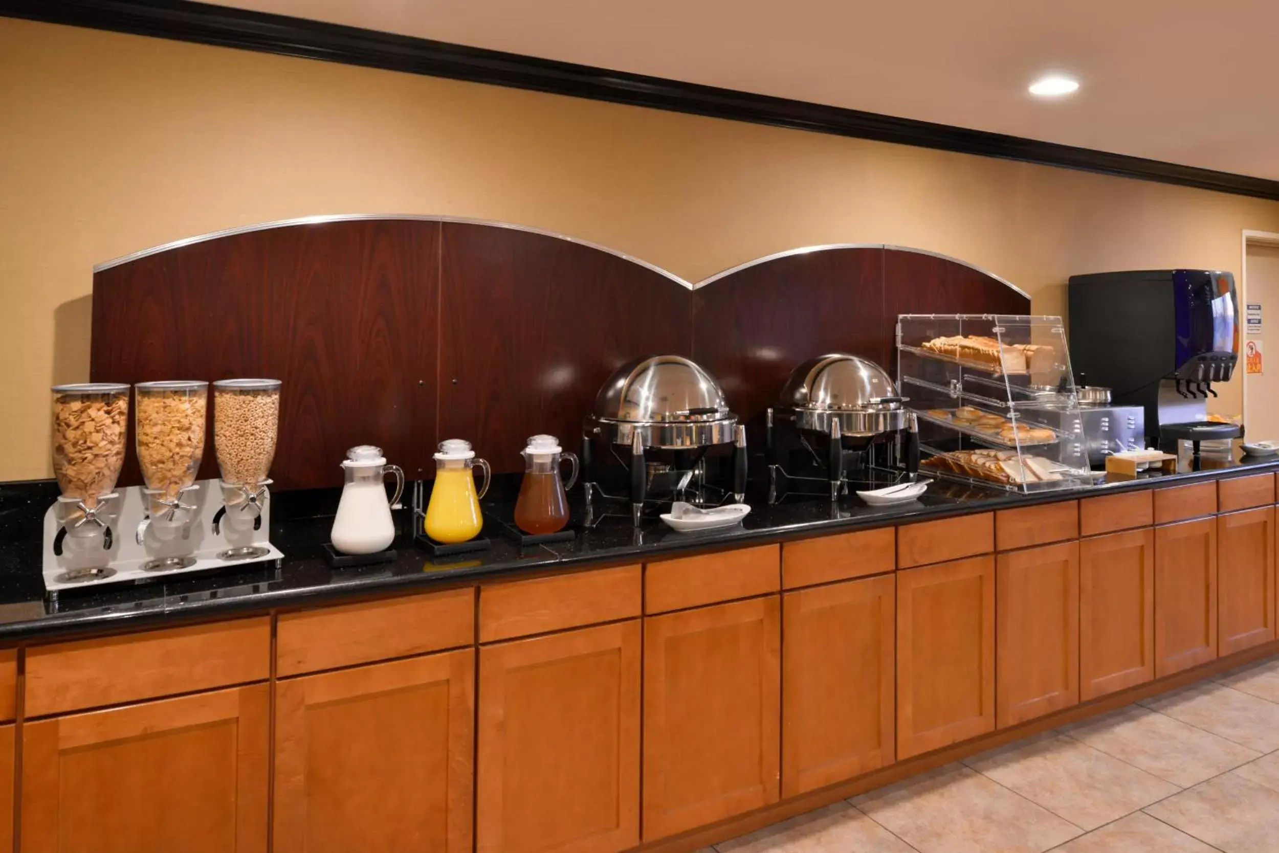 Continental breakfast in Hotel Chino Hills Continental breakfast in Hotel Chino Hills