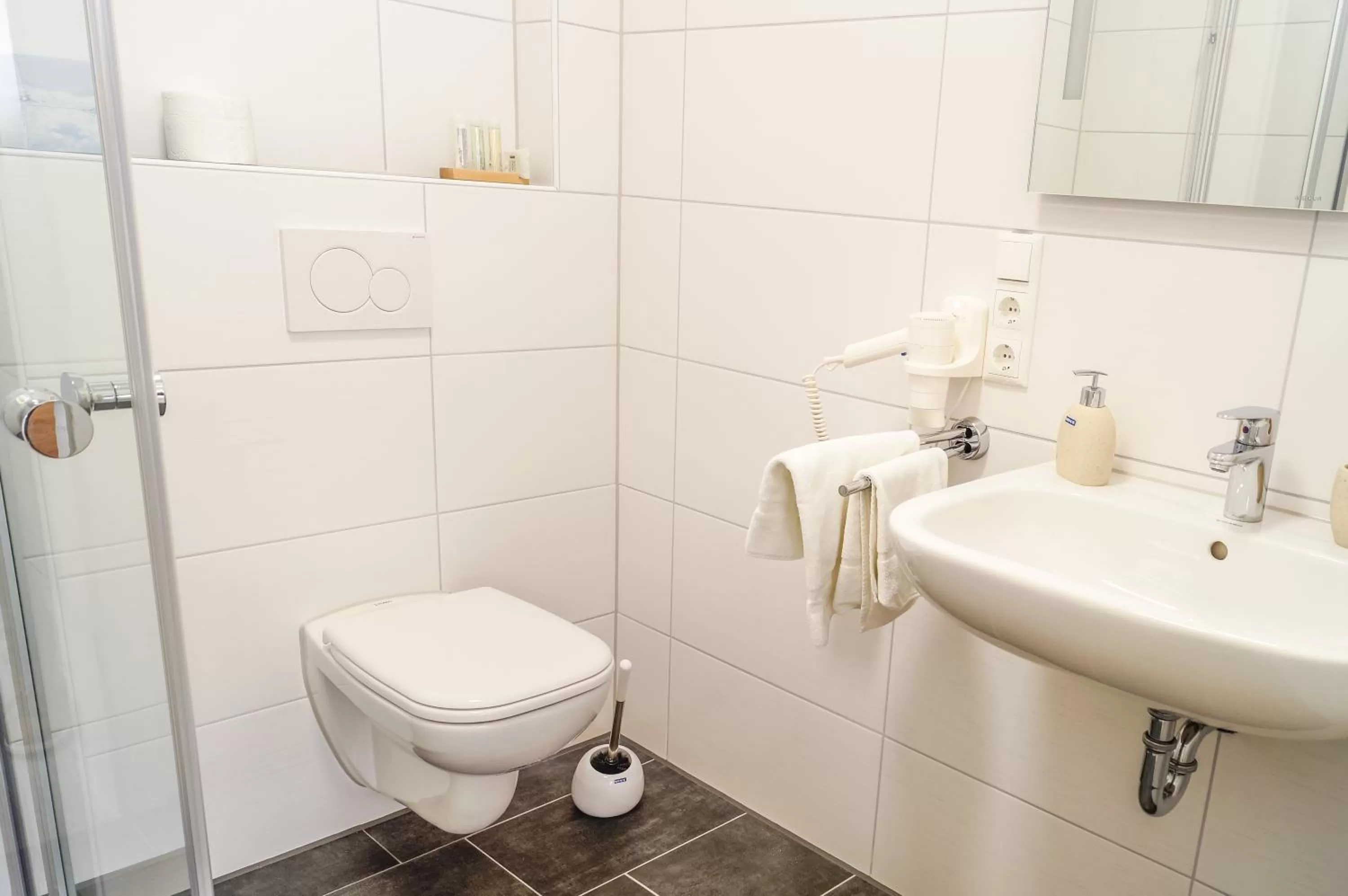 Shower in Hotel & Restaurant Sparta