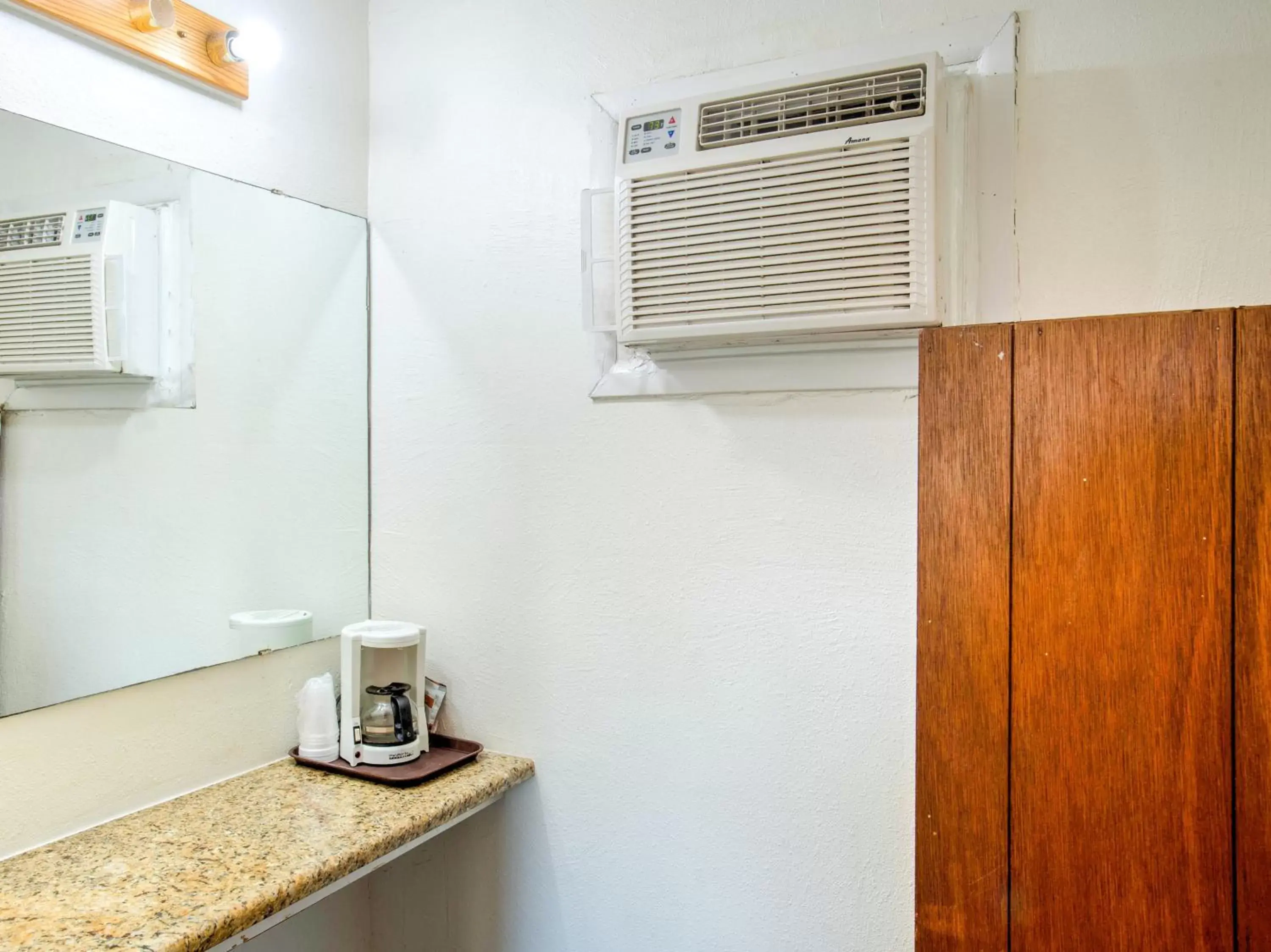 Area and facilities, Bathroom in Capital O Padre Island Corpus Christi