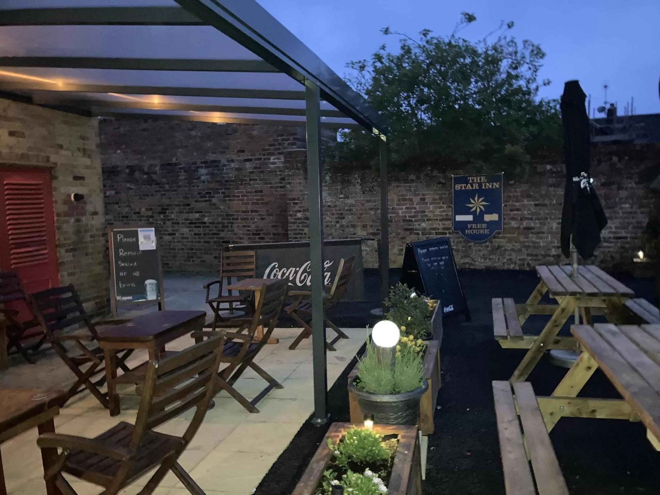 Garden, Restaurant/Places to Eat in The Star Inn