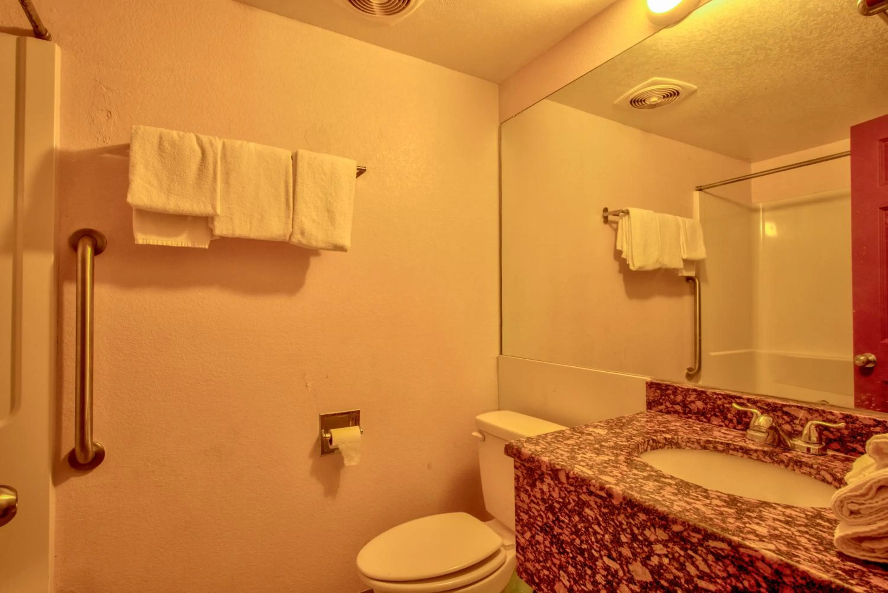 Bathroom in Clearwater Hotel