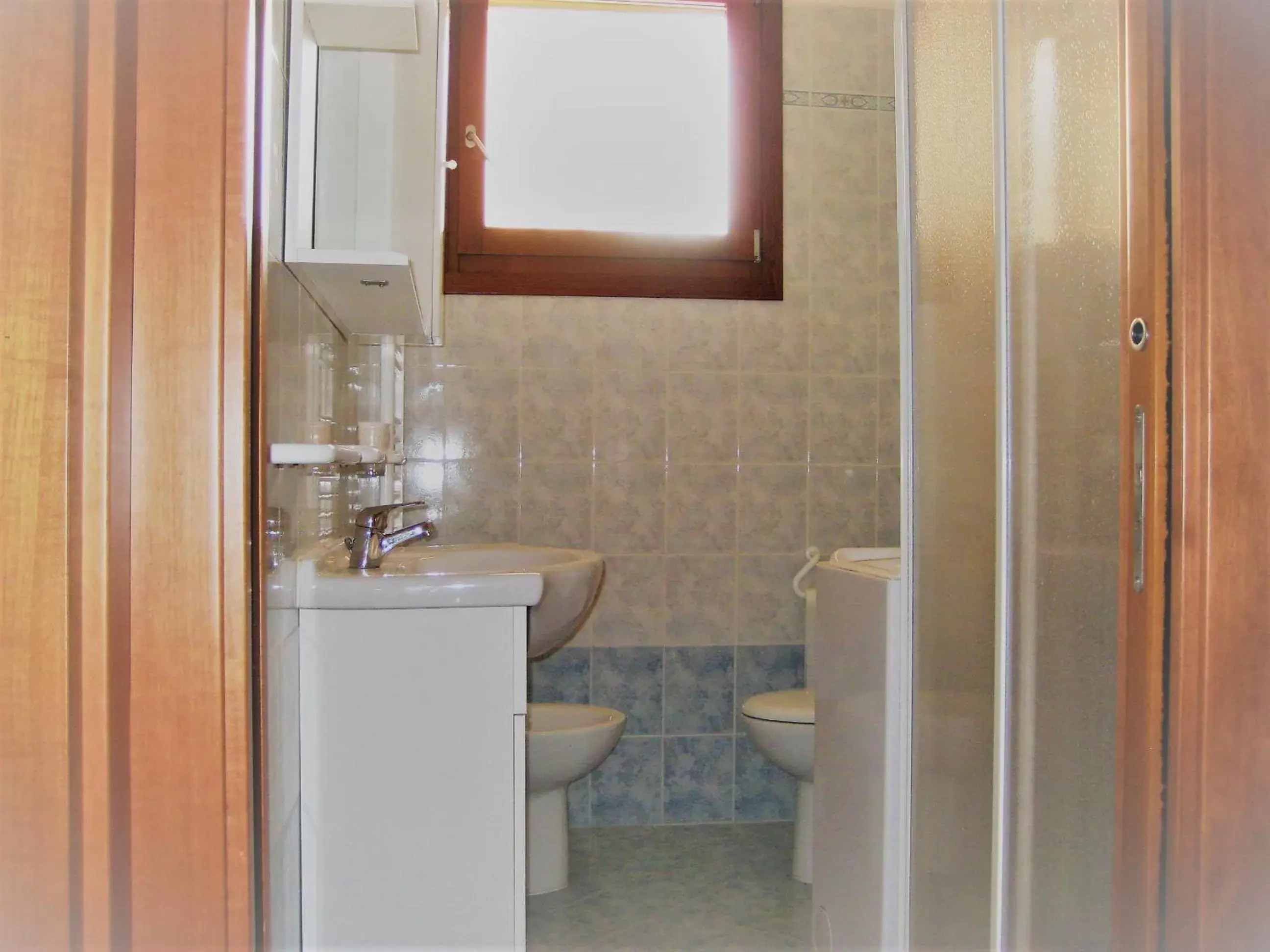 Shower, Bathroom in Villaggio dei Fiori Apart- Hotel 3 Stars - Family Resort