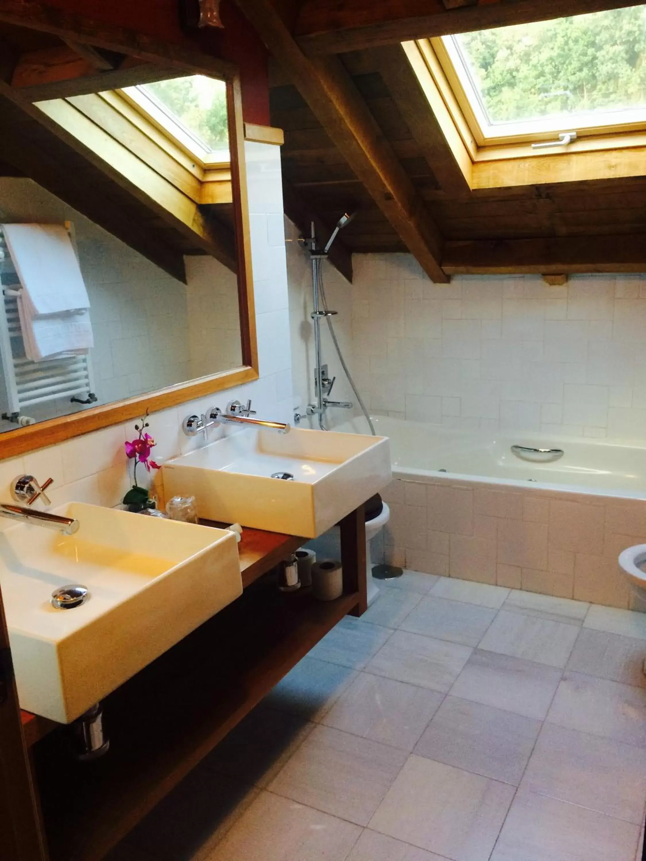 Bathroom in Palacio de Arce Bathroom in Palacio de Arce