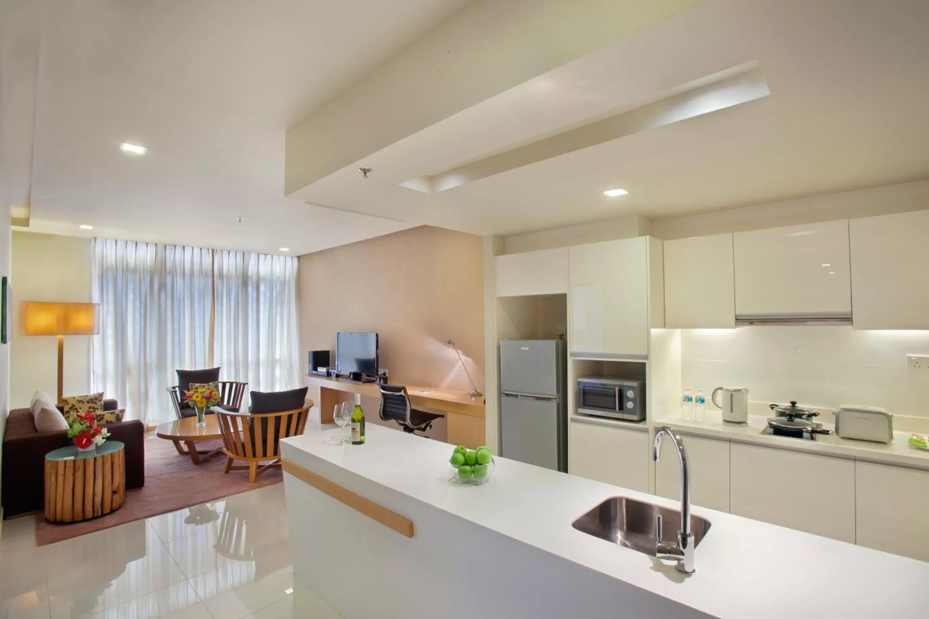 Kitchen or kitchenette, Kitchen/Kitchenette in PARKROYAL Serviced Suites Kuala Lumpur