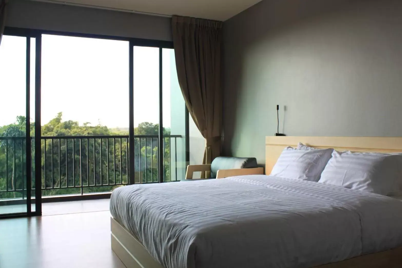 Bedroom, Bed in Riverawan Hotel
