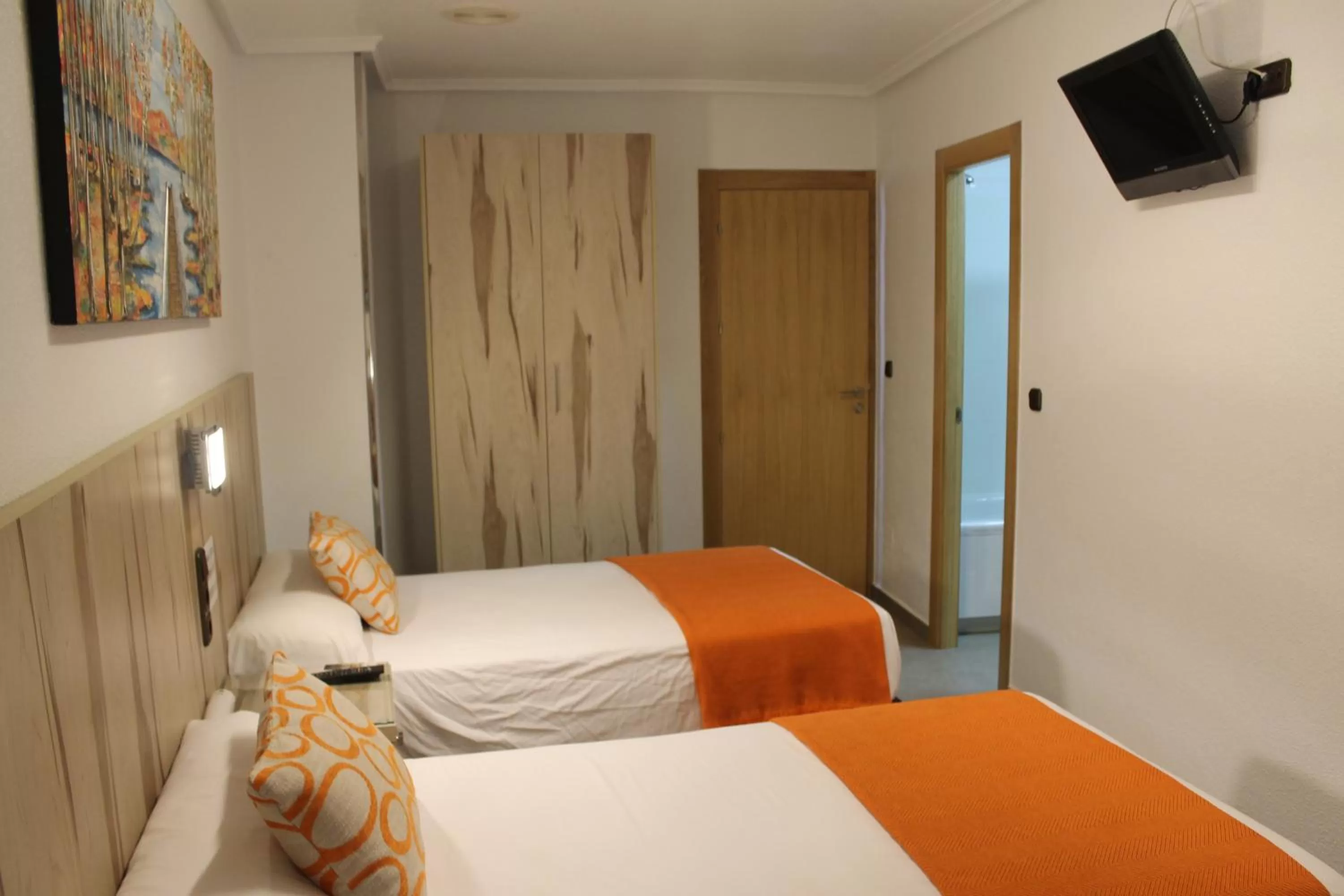 Bed in Hotel Restaurante Santos