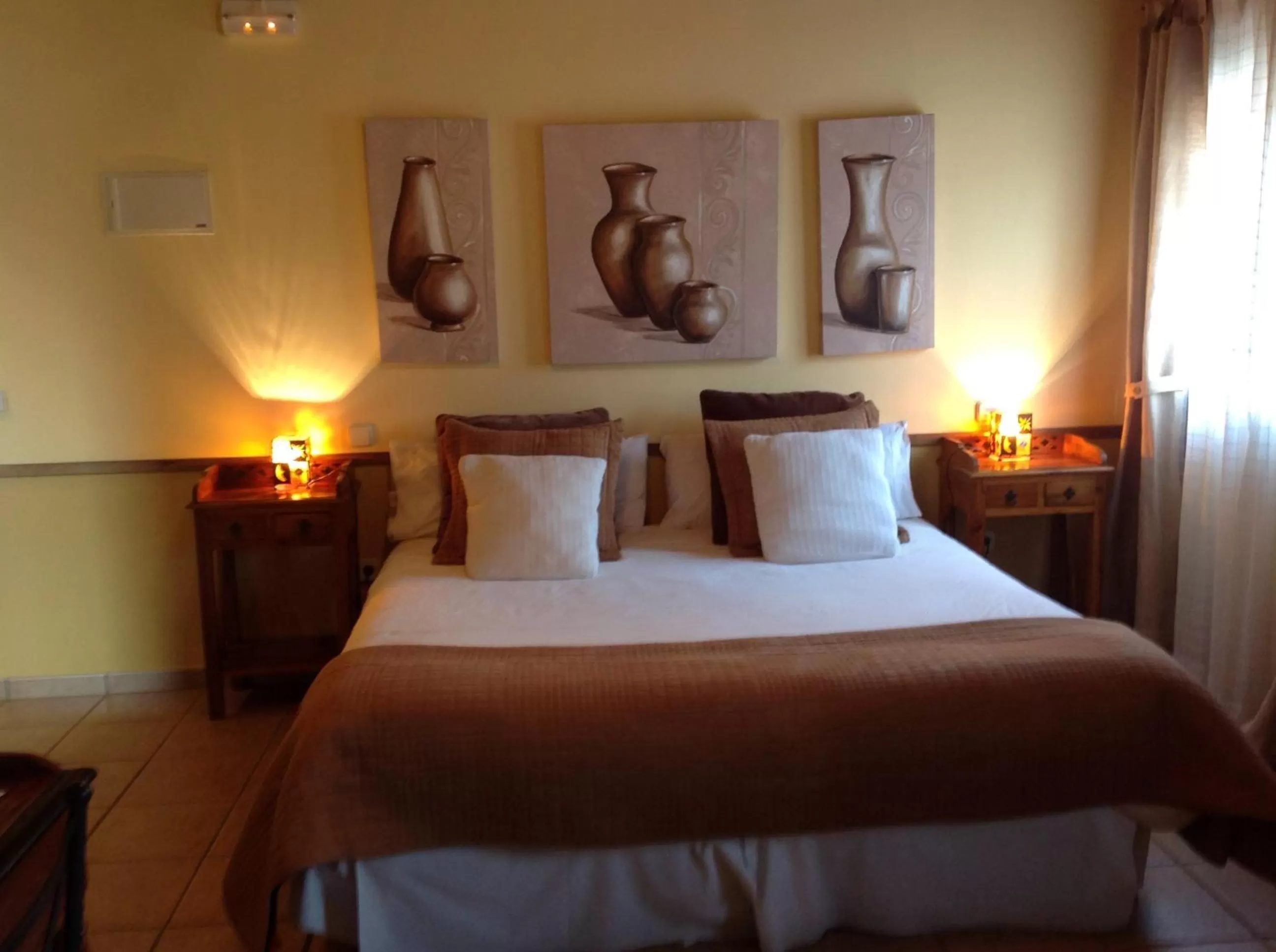 Decorative detail, Bed in Posada el Campanario