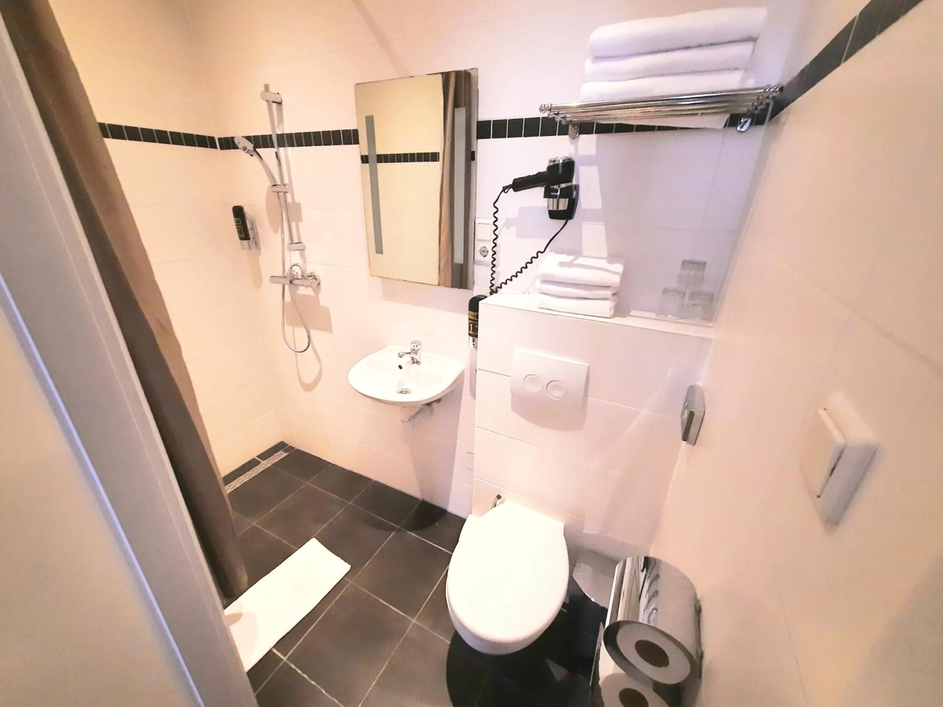 Bathroom in Hotel Washington