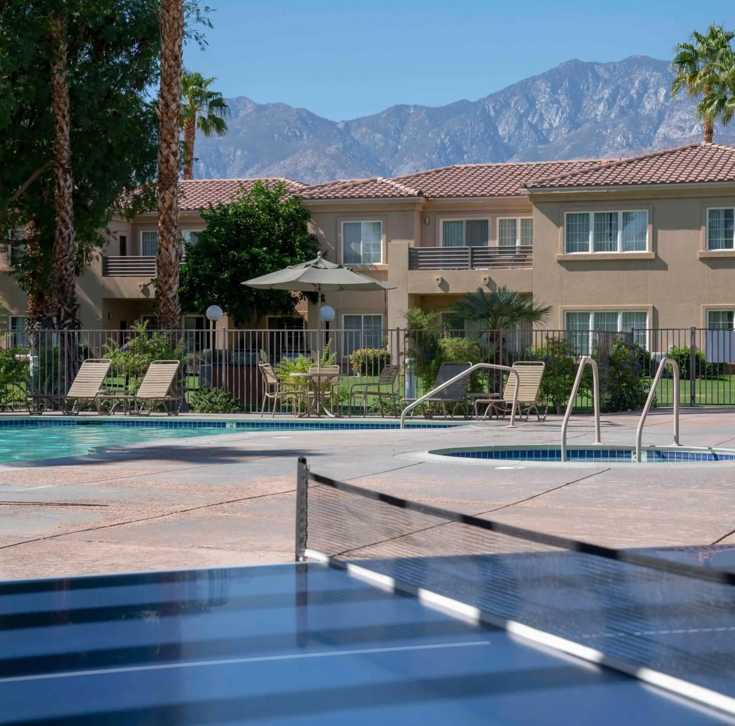 Swimming Pool in Raintree's Cimarron Golf Resort Palm Springs