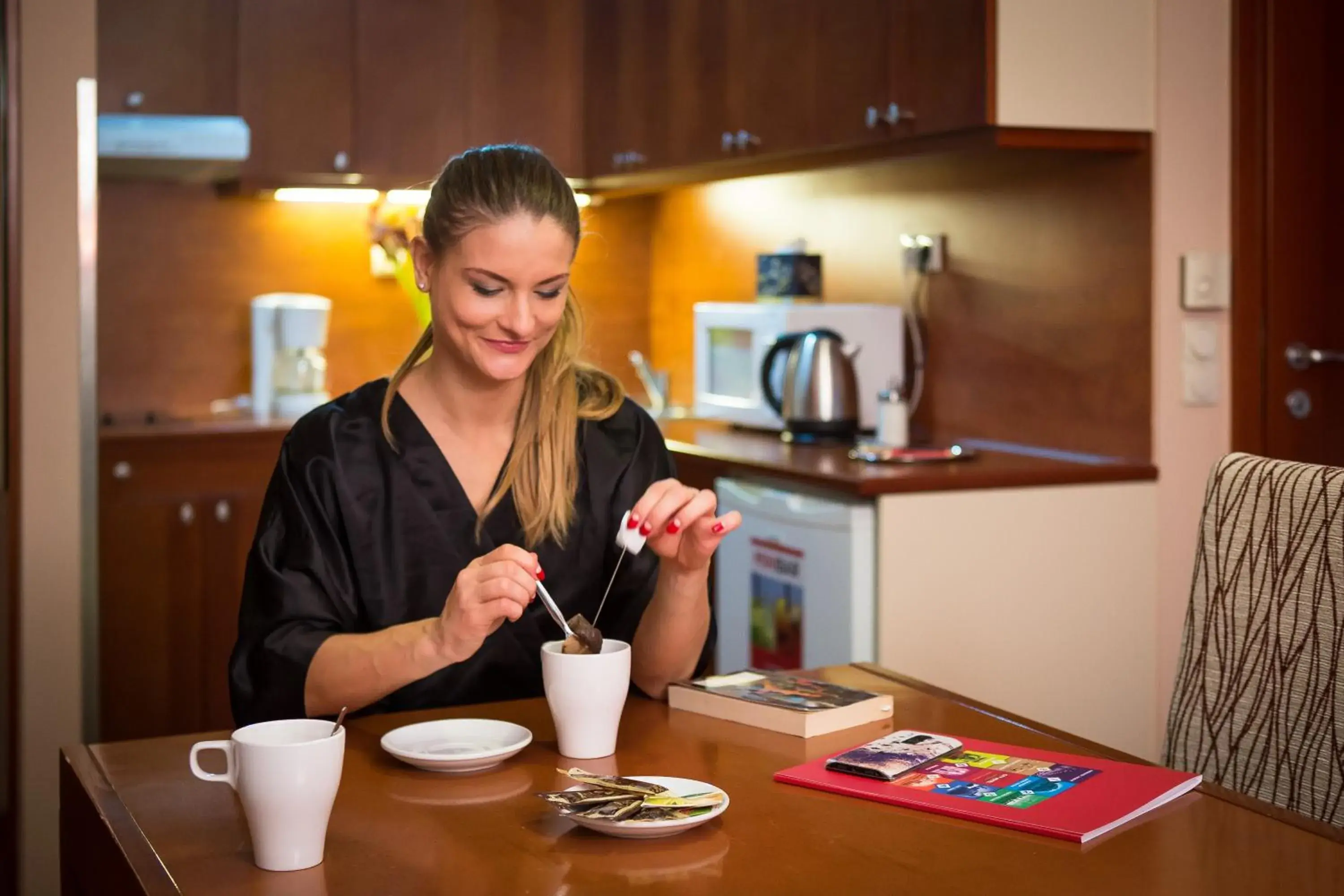 Kitchen or kitchenette, Staff in City Home Budapest