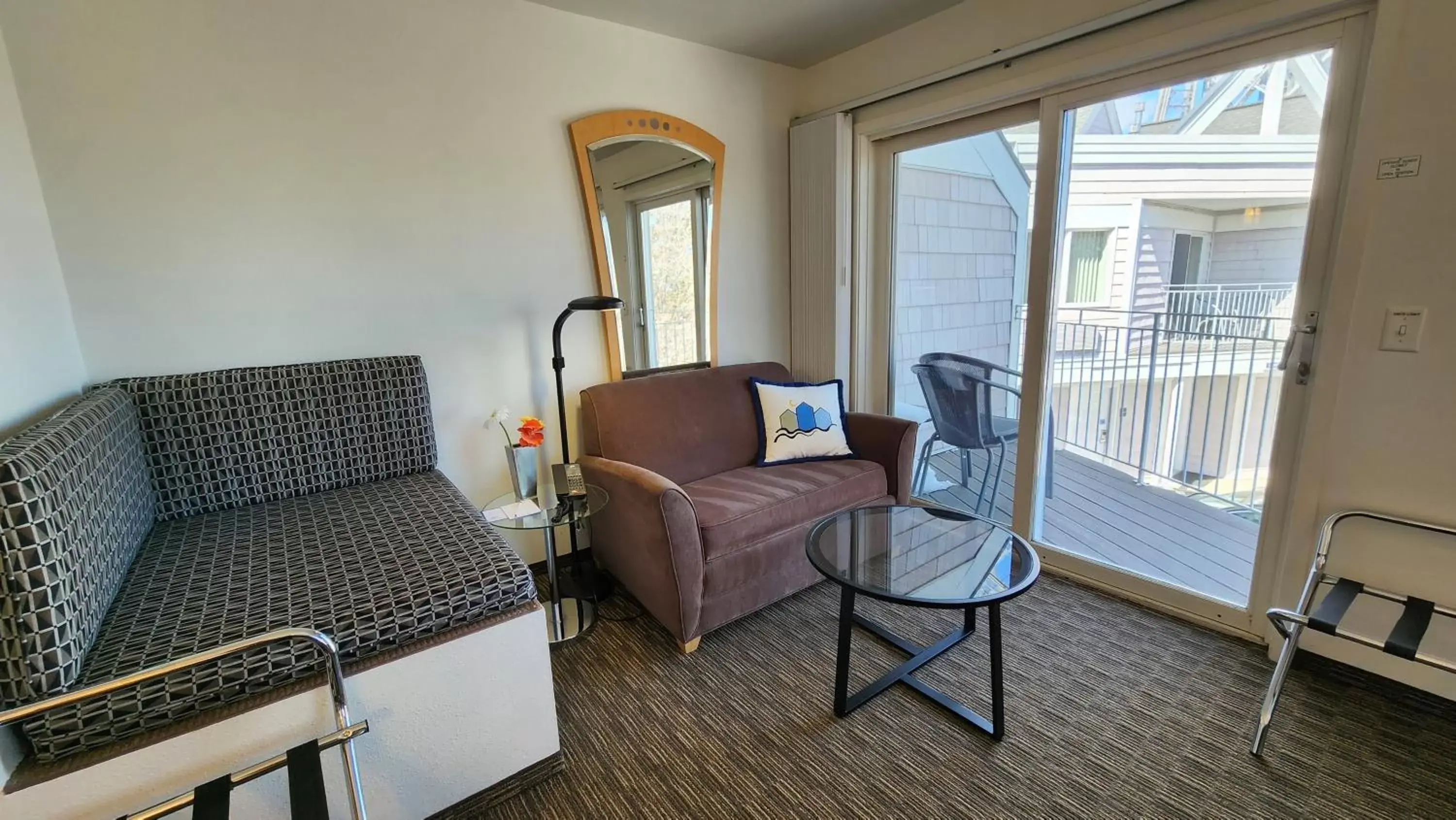 View (from property/room), Seating Area in South Pier Inn