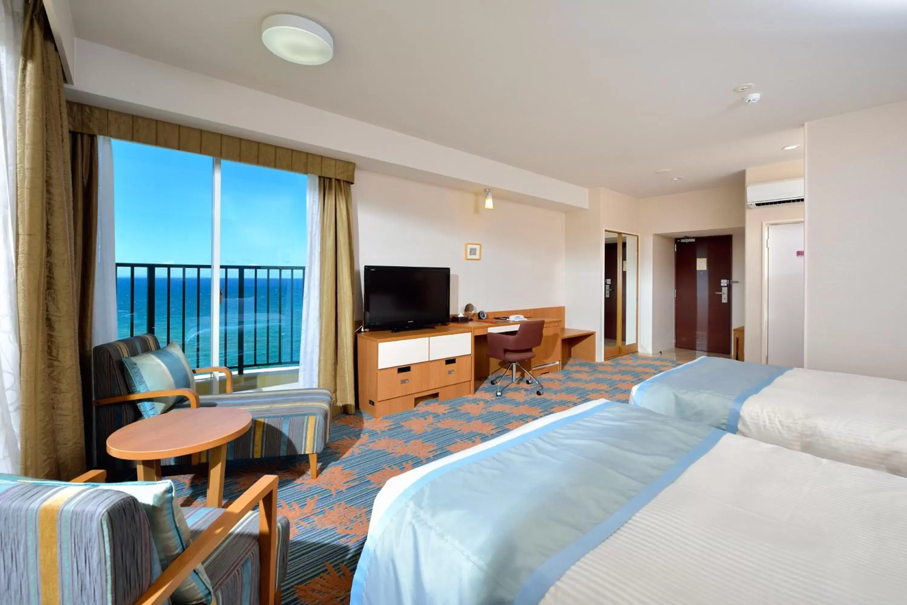 Bed in Vessel Hotel Campana Okinawa