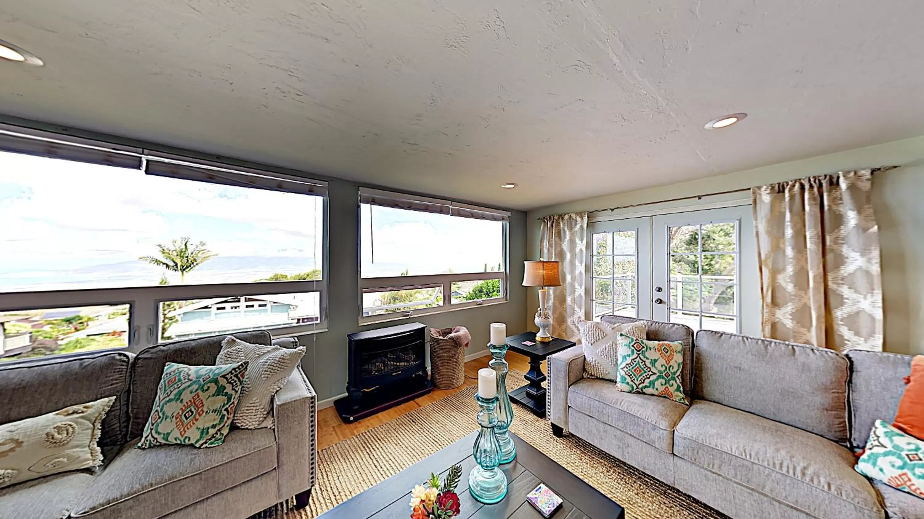 Living room, Seating Area in Ha'le Kiana