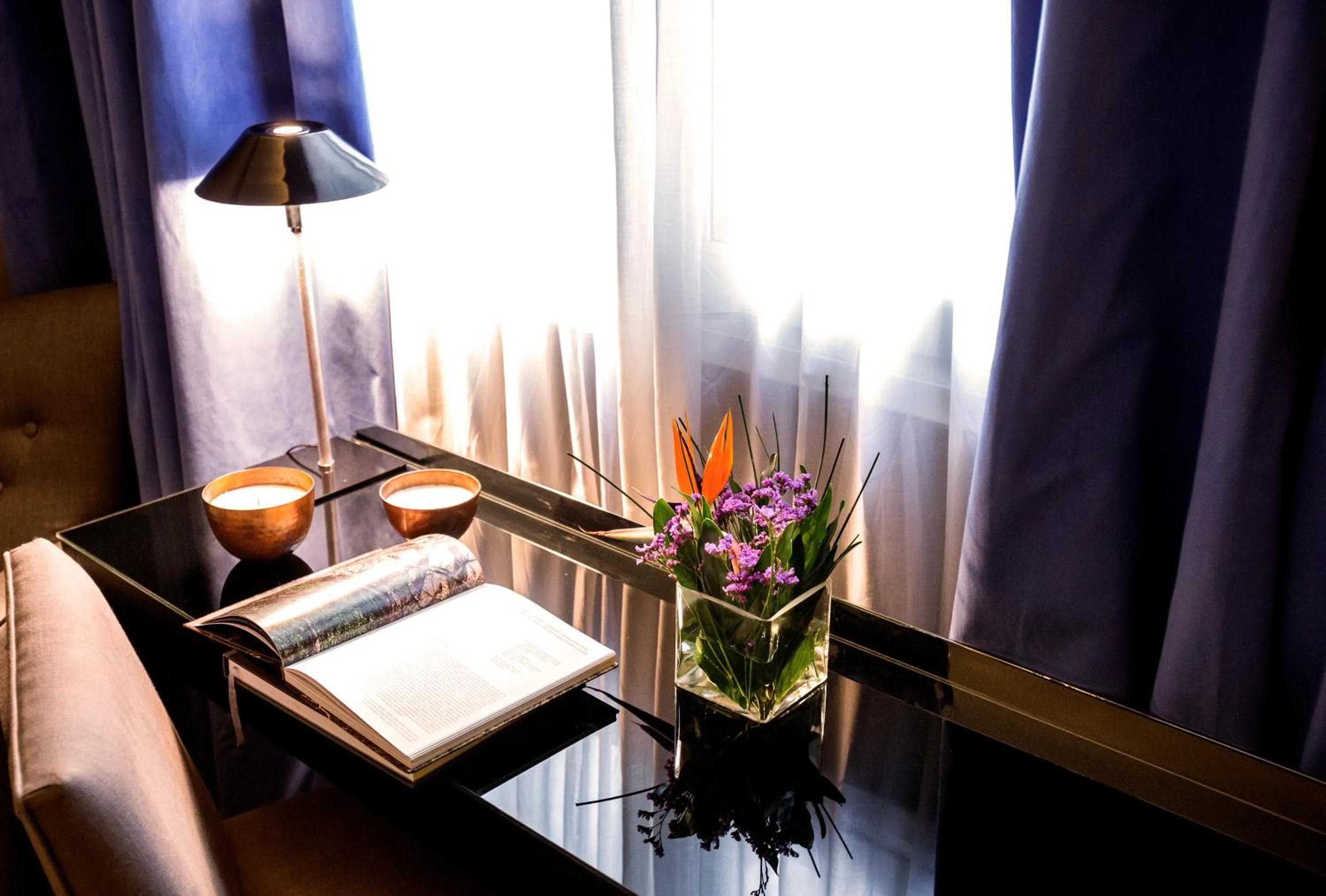 Seating area in Esplendor Plaza Francia