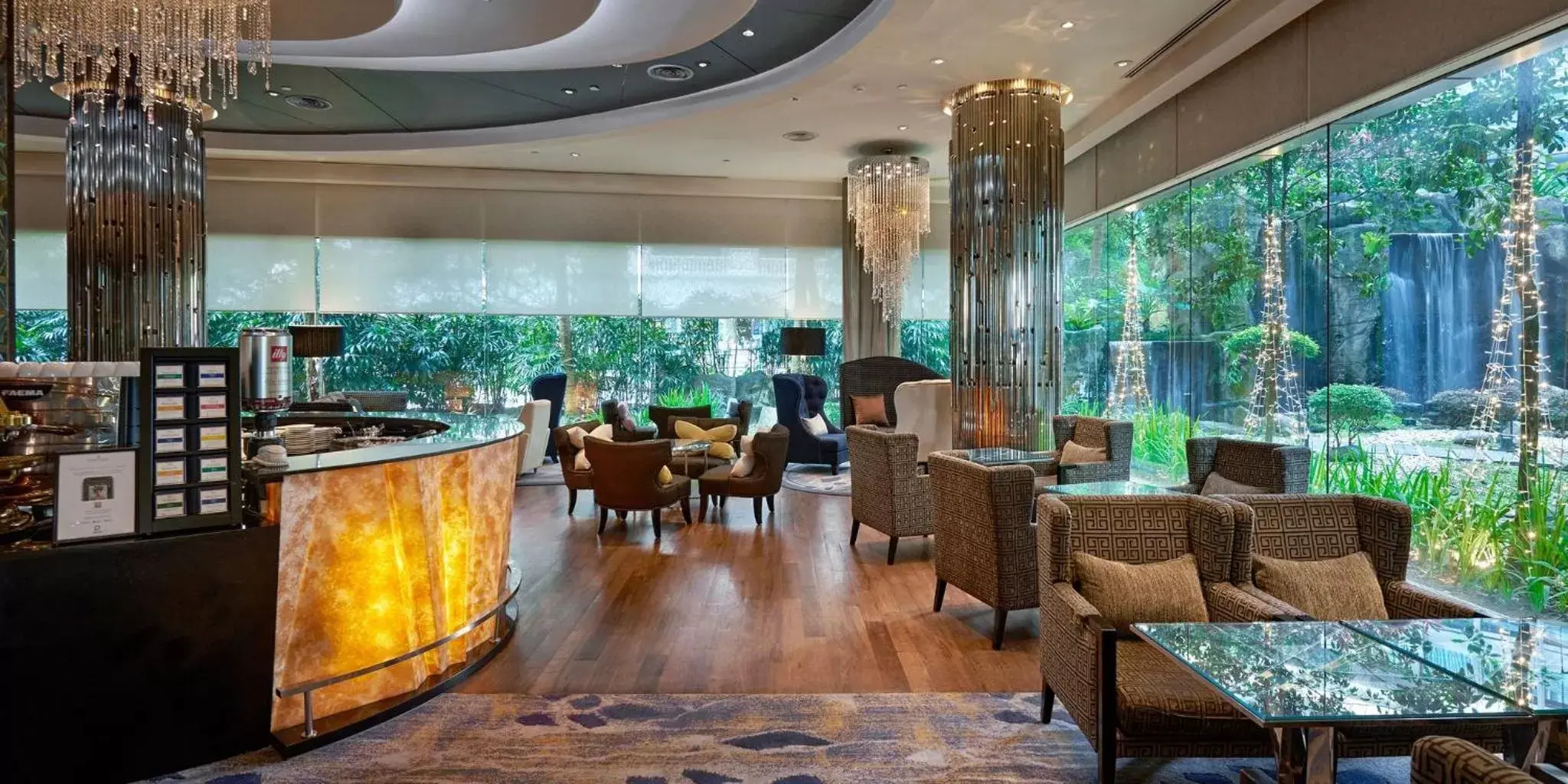 Lounge or bar, Restaurant/Places to Eat in InterContinental Kuala Lumpur, an IHG Hotel