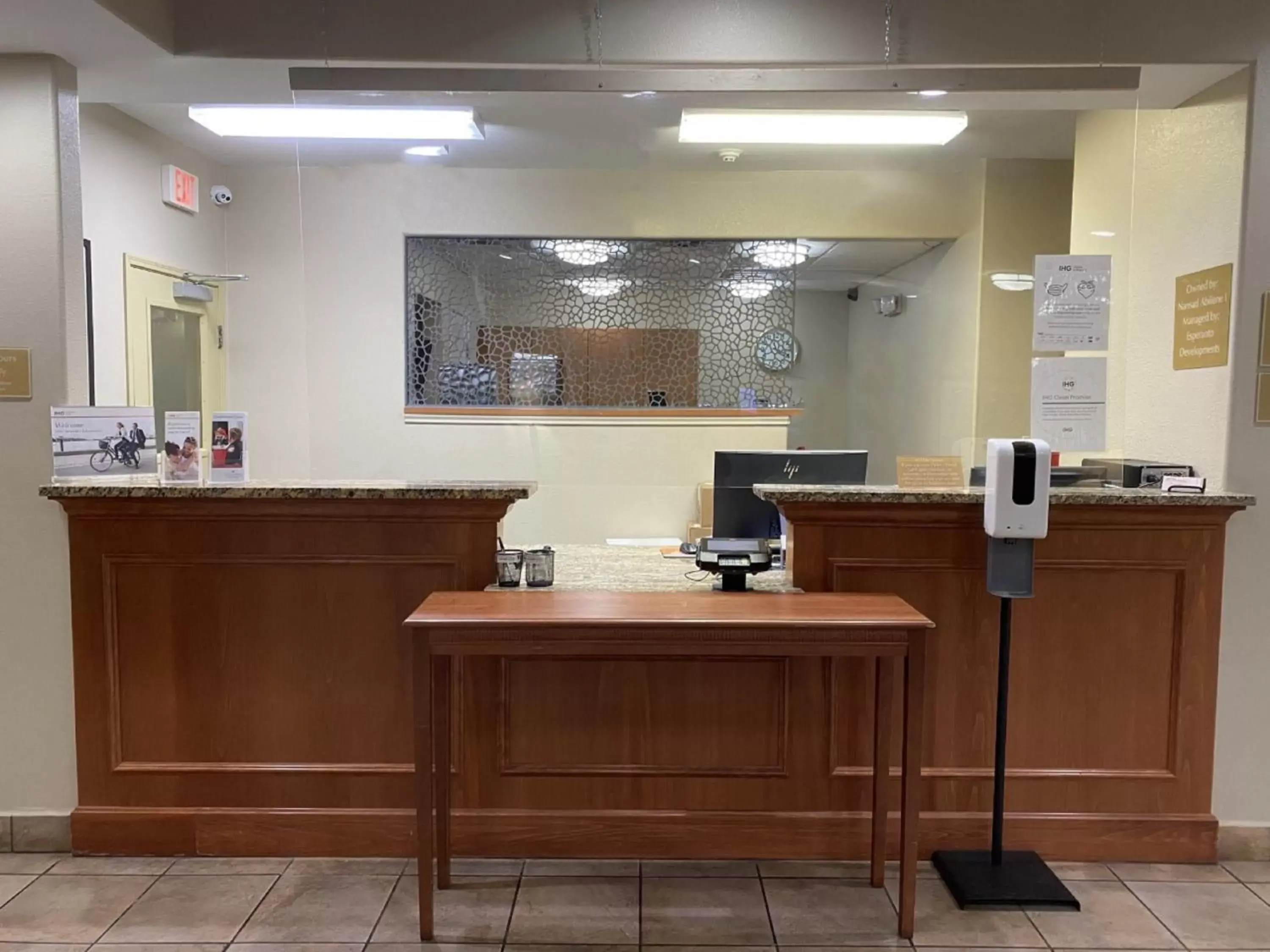 Property building, Kitchen/Kitchenette in Candlewood Suites Abilene, an IHG Hotel