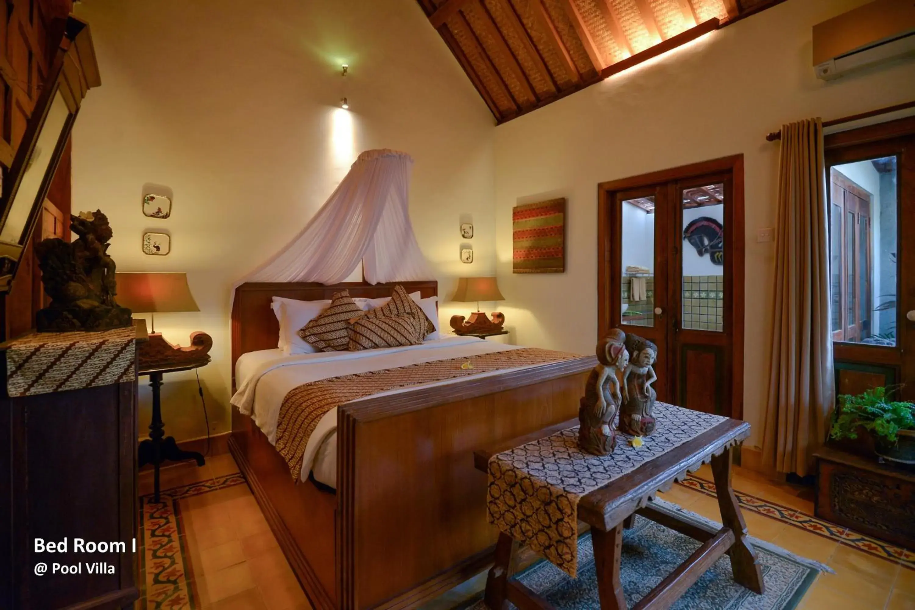 Bed in Ubud Syailendra Heritage Villas by EPS