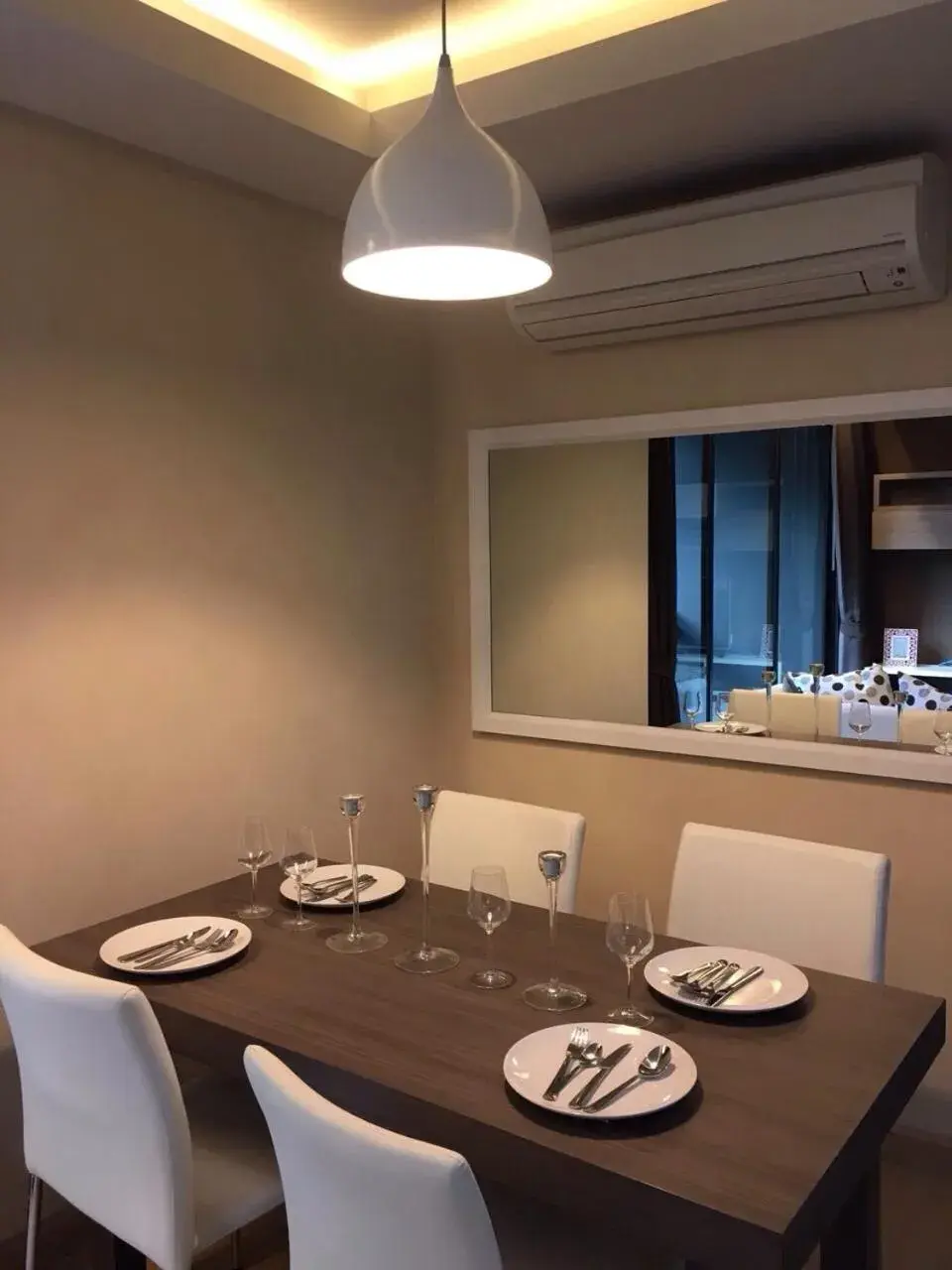 Dining area, Bathroom in Avatar Suites Hotel - SHA Extra Plus