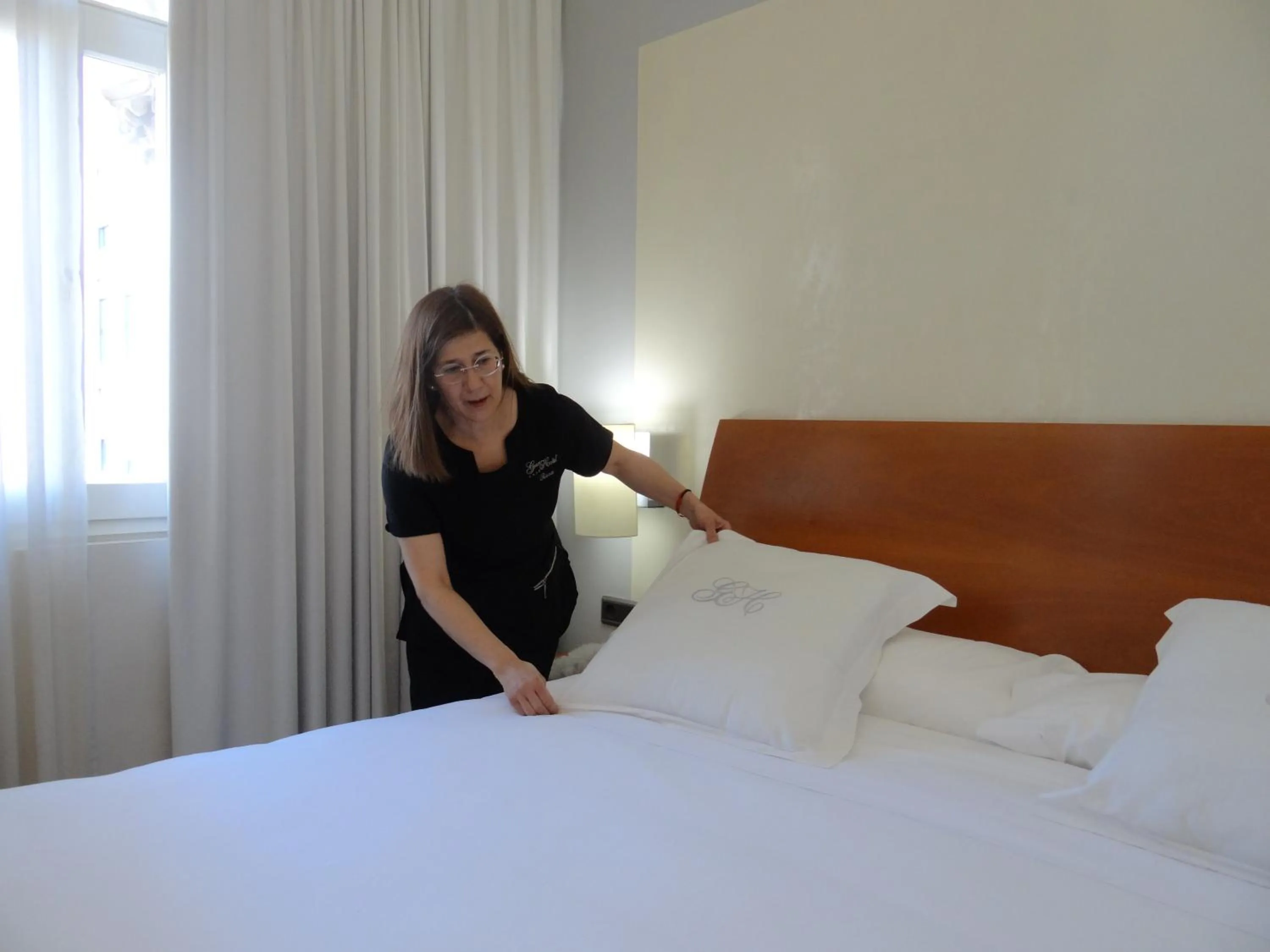 Staff, Bed in Gran Hotel Albacete