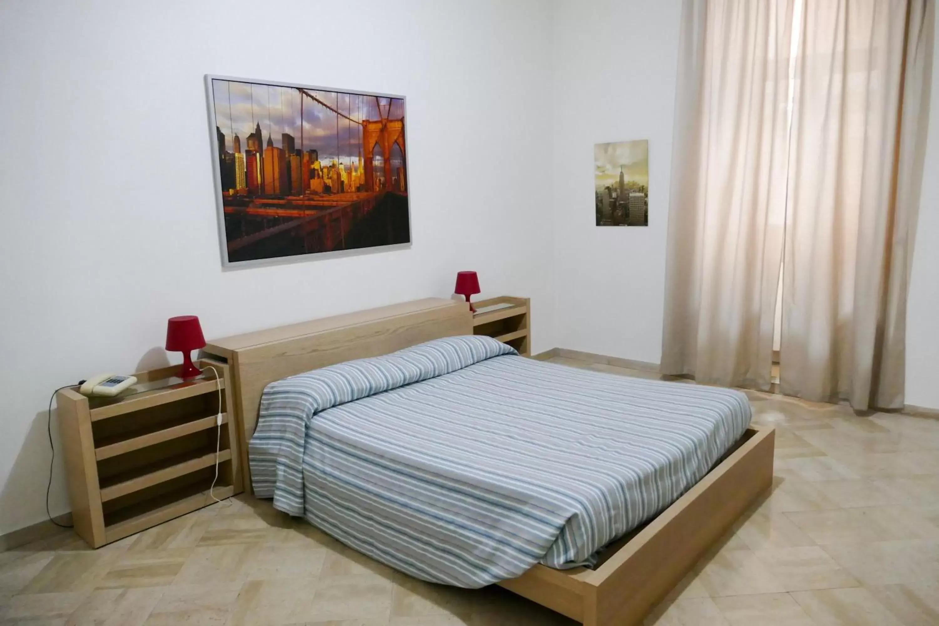 Bedroom, Bed in Visa Residence